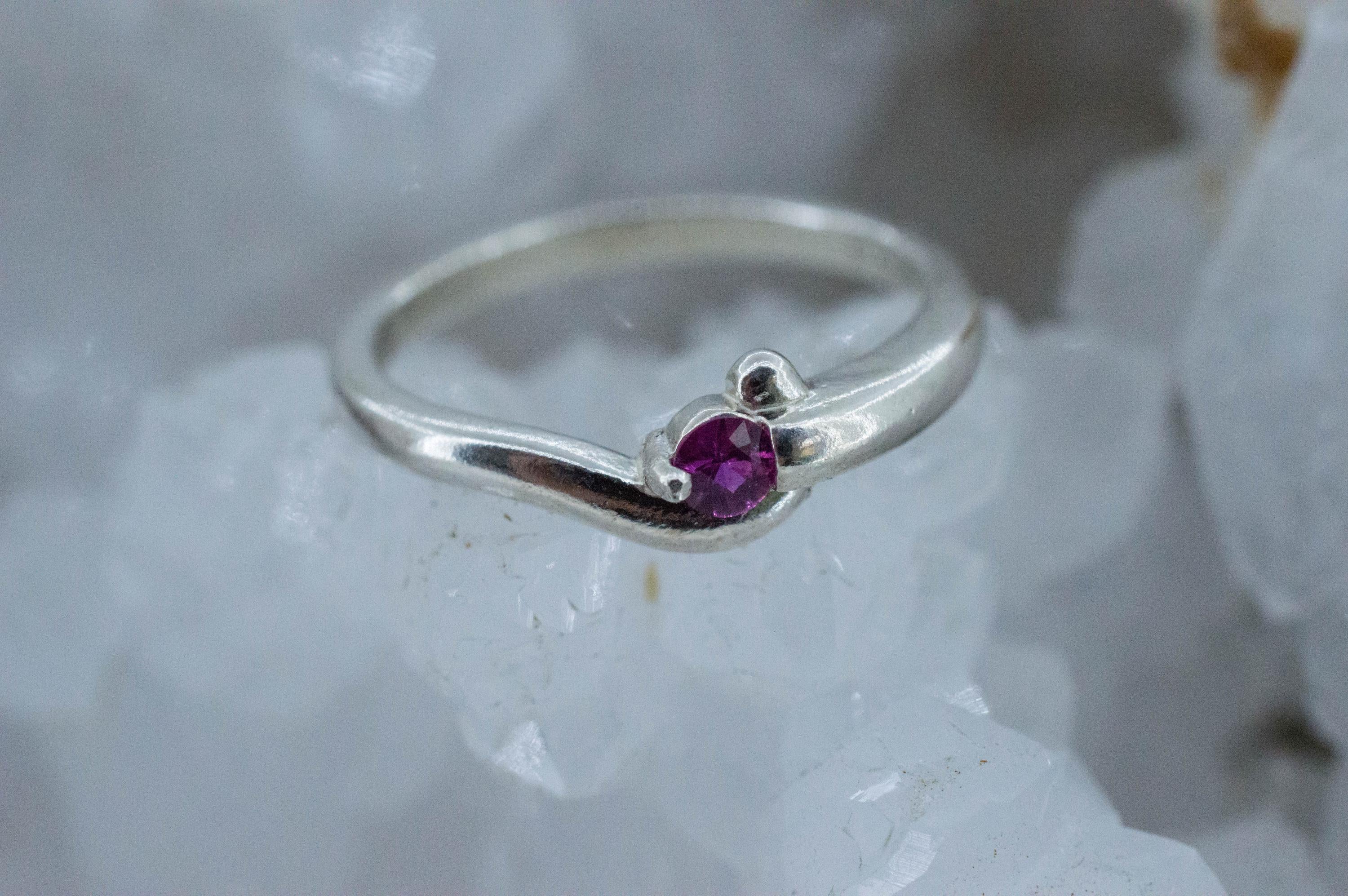 Ruby Ring; Natural Untreated Mozambique Ruby; 0.115cts