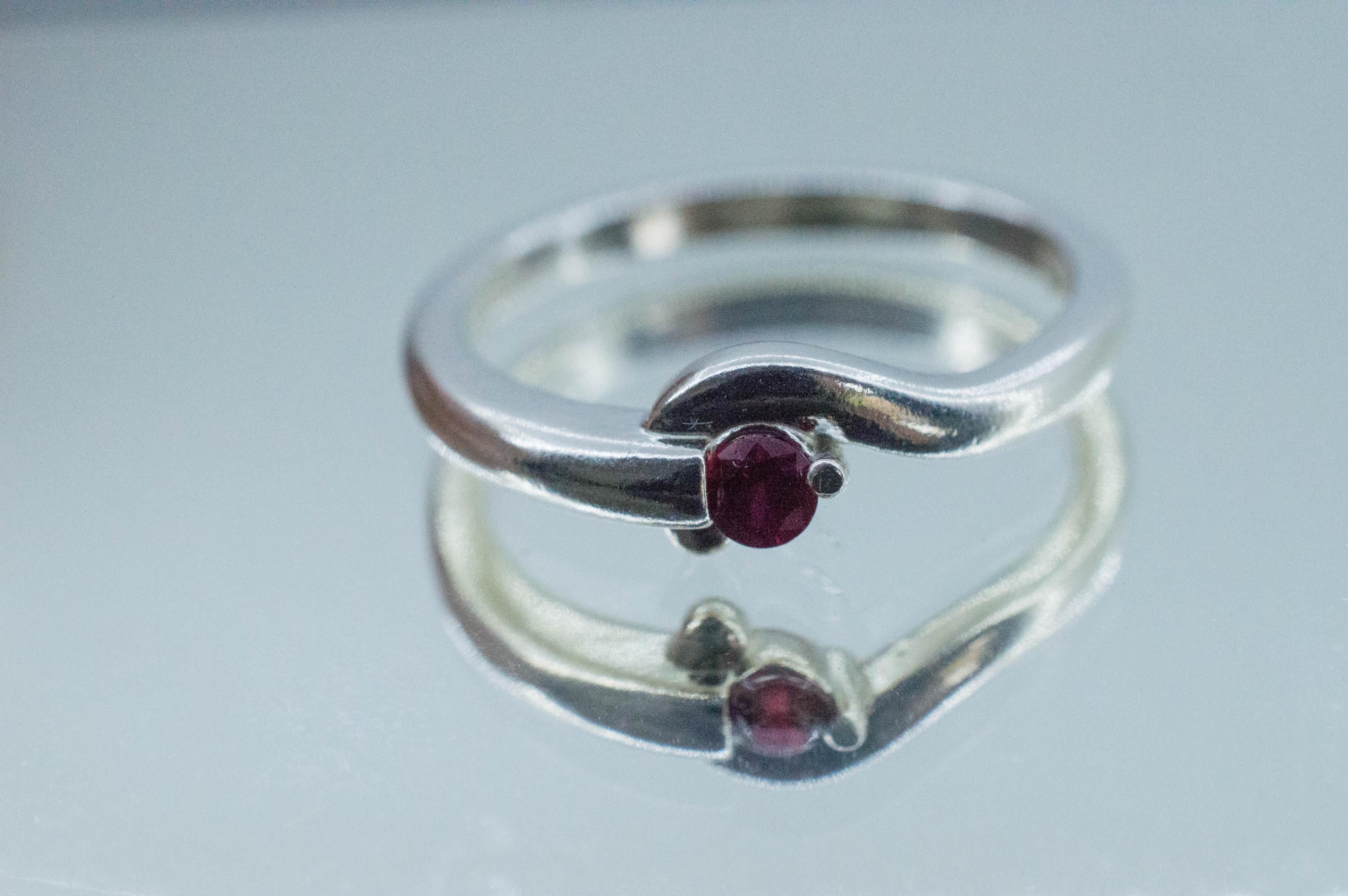 Ruby Ring; Natural Untreated Tanzania Ruby; 0.120cts