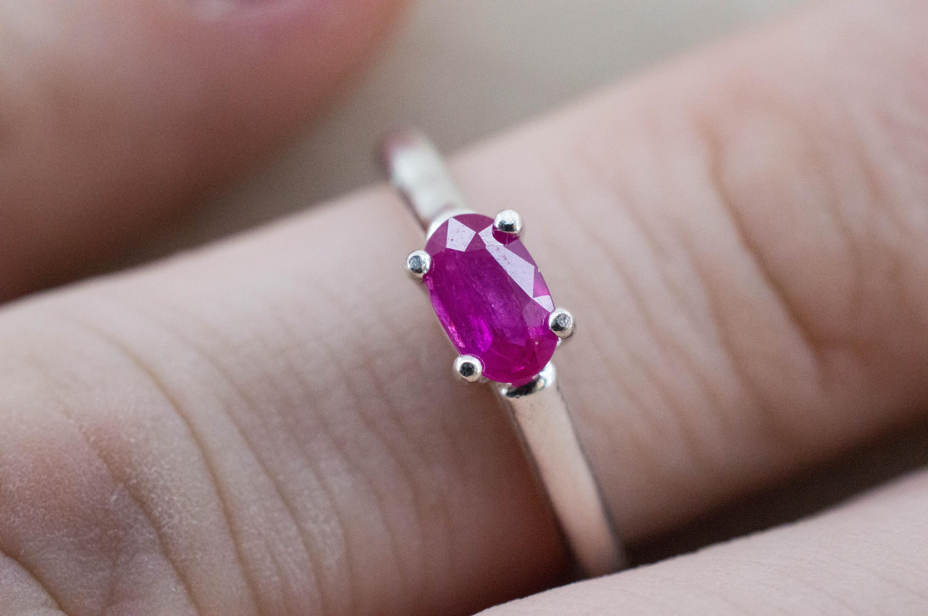 Ruby Ring; Natural Burma Ruby; 0.520cts