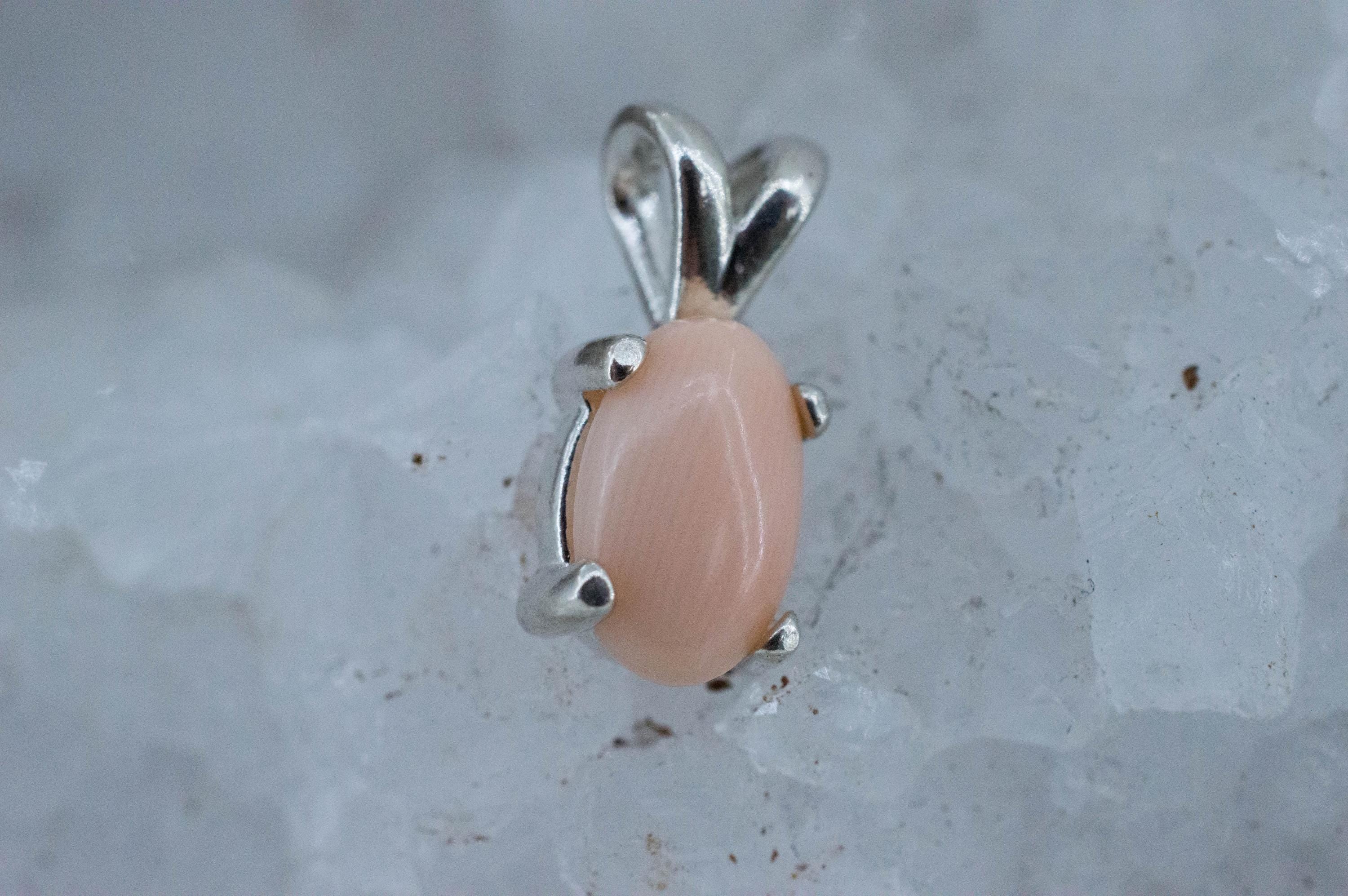 Precious Coral Pendant; Natural Untreated Taiwan Angelskin Coral; 1.850cts
