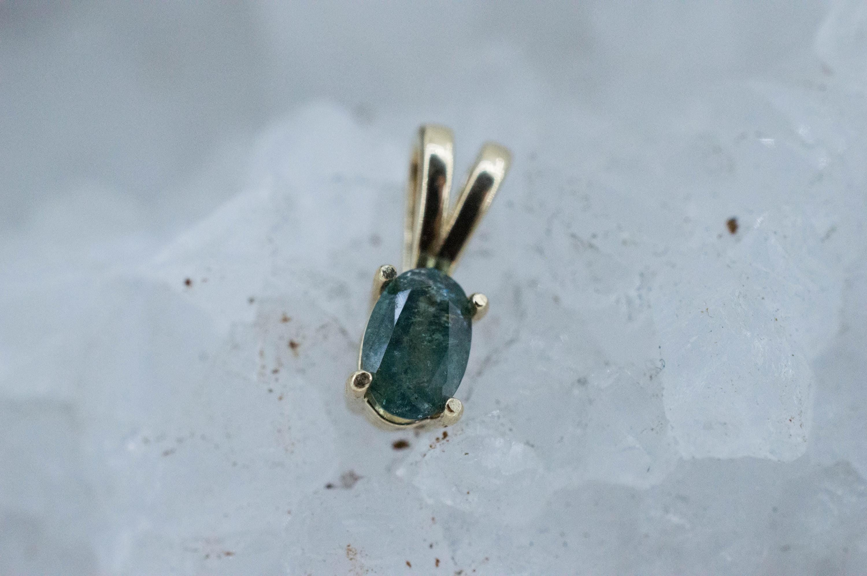 Alexandrite Pendant; Natural Untreated Brazil Alexandrite; 0.525cts