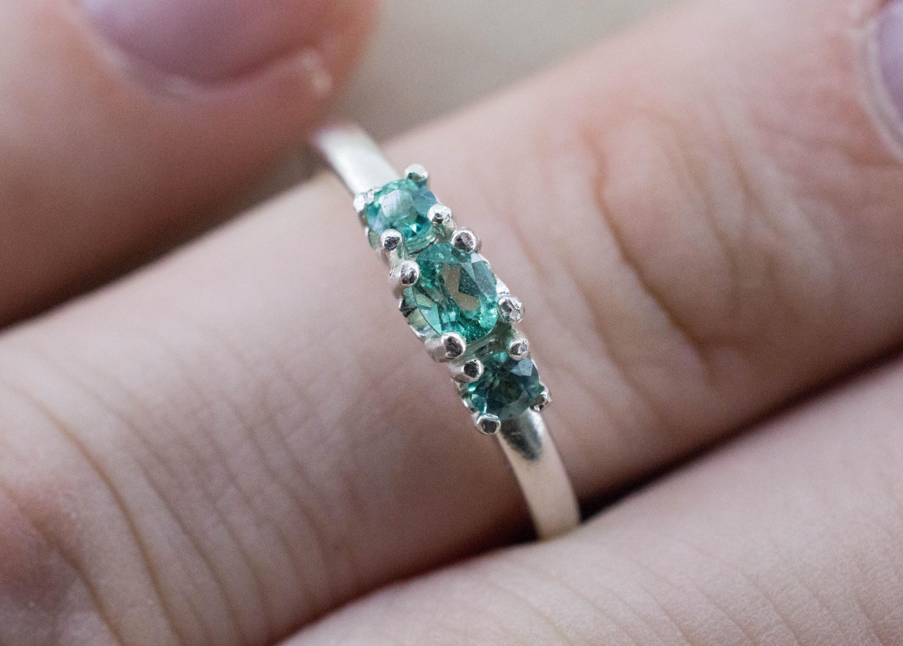 Alexandrite Ring; Natural Untreated Brazil Alexandrite; 0.410cts