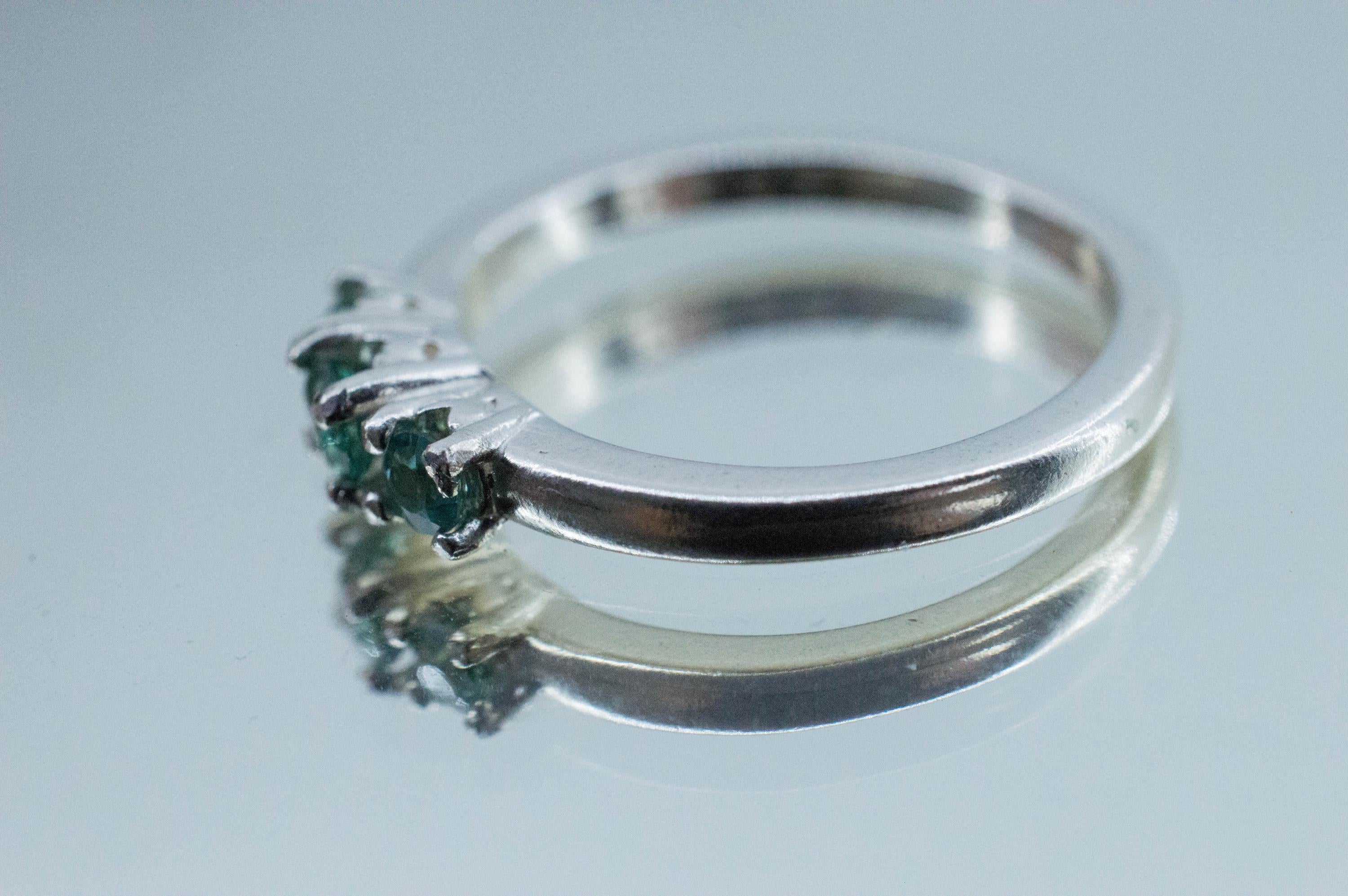 Alexandrite Ring; Natural Untreated Brazil Alexandrite; 0.410cts