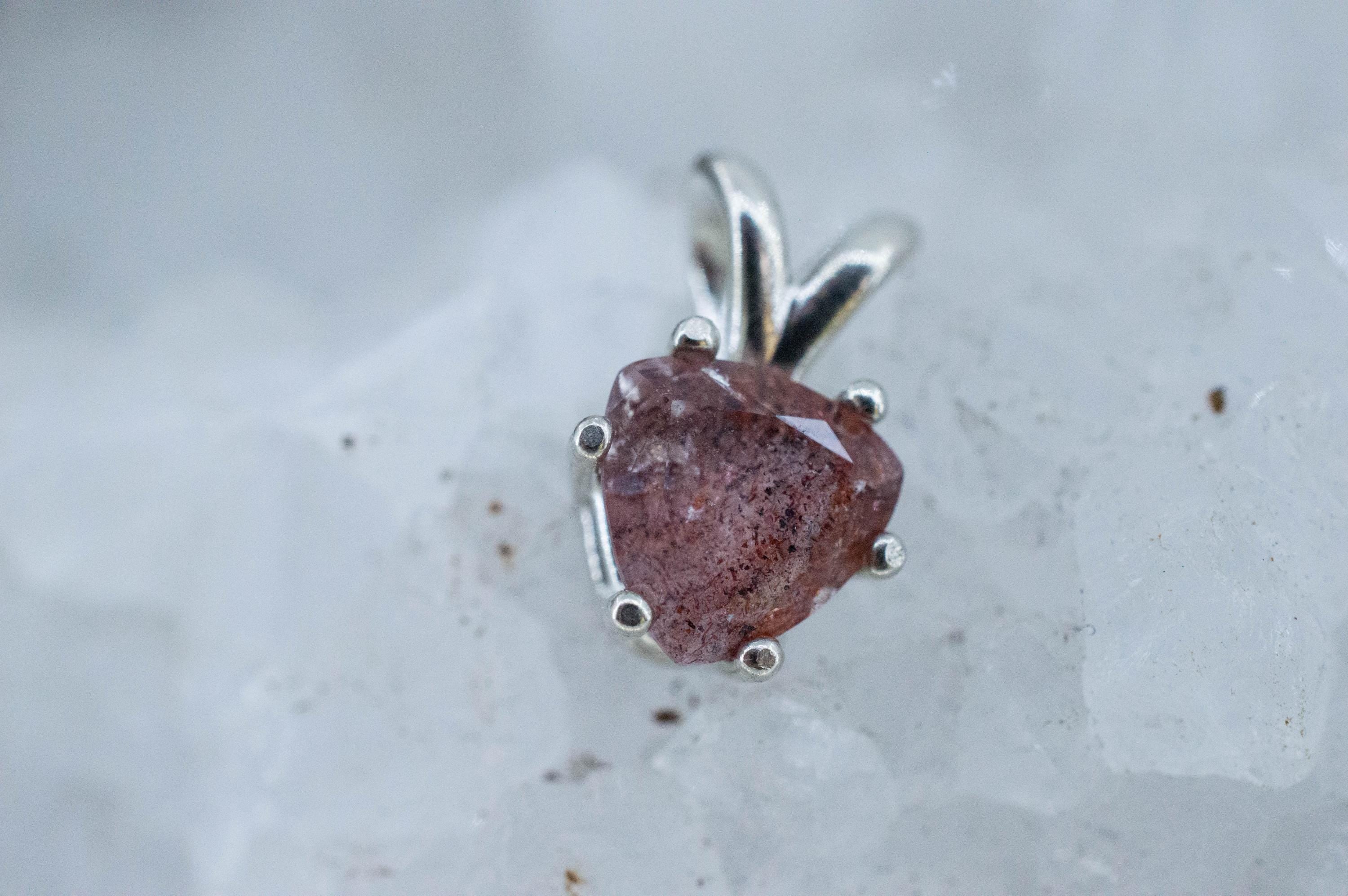 Hematite Quartz Pendant; Natural Untreated Tanzanian Fire and Ice Quartz; 1.120cts