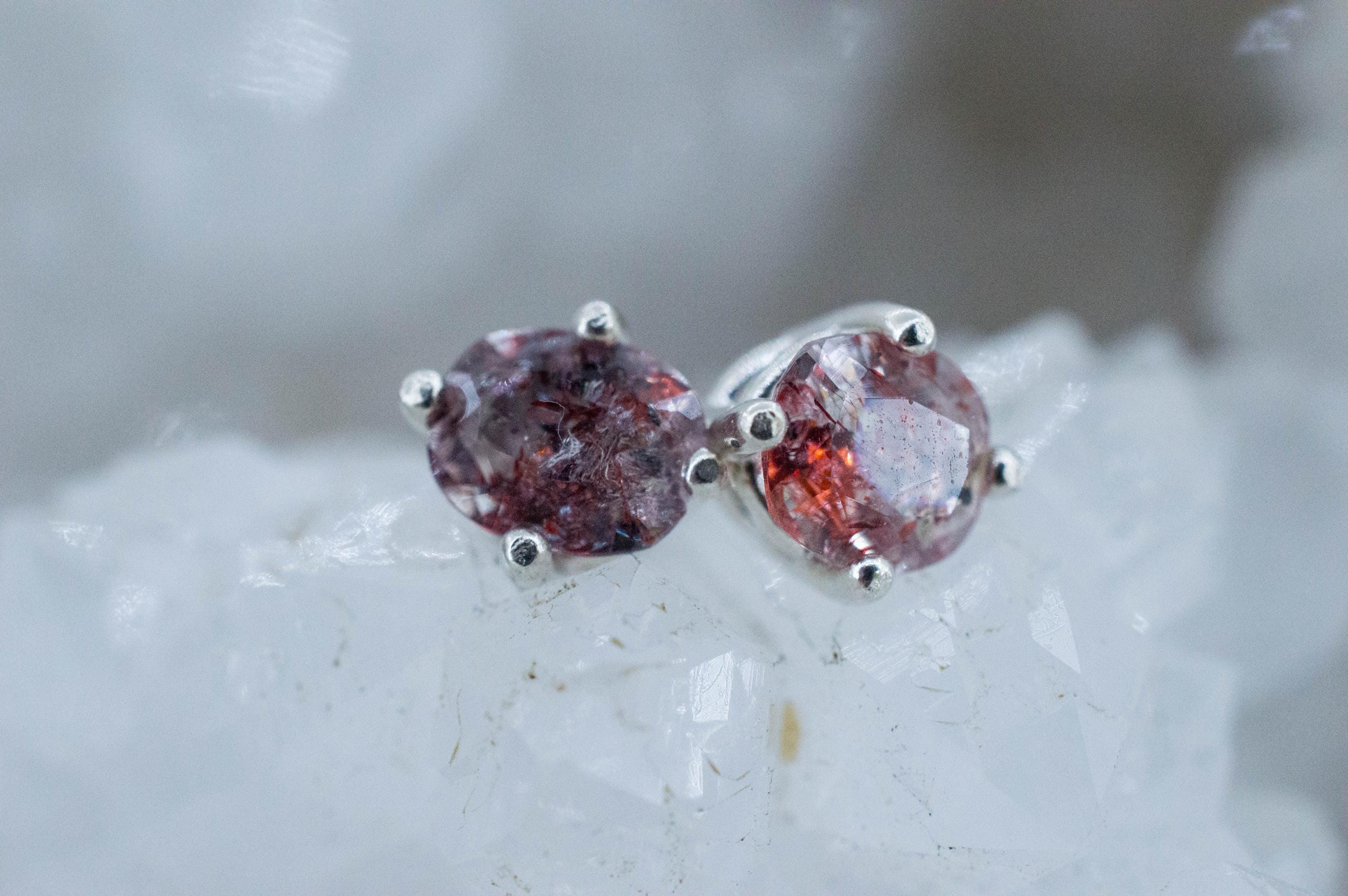 Hematite Quartz Earrings; Natural Untreated Tanzanian Fire and Ice Quartz; 0.950cts