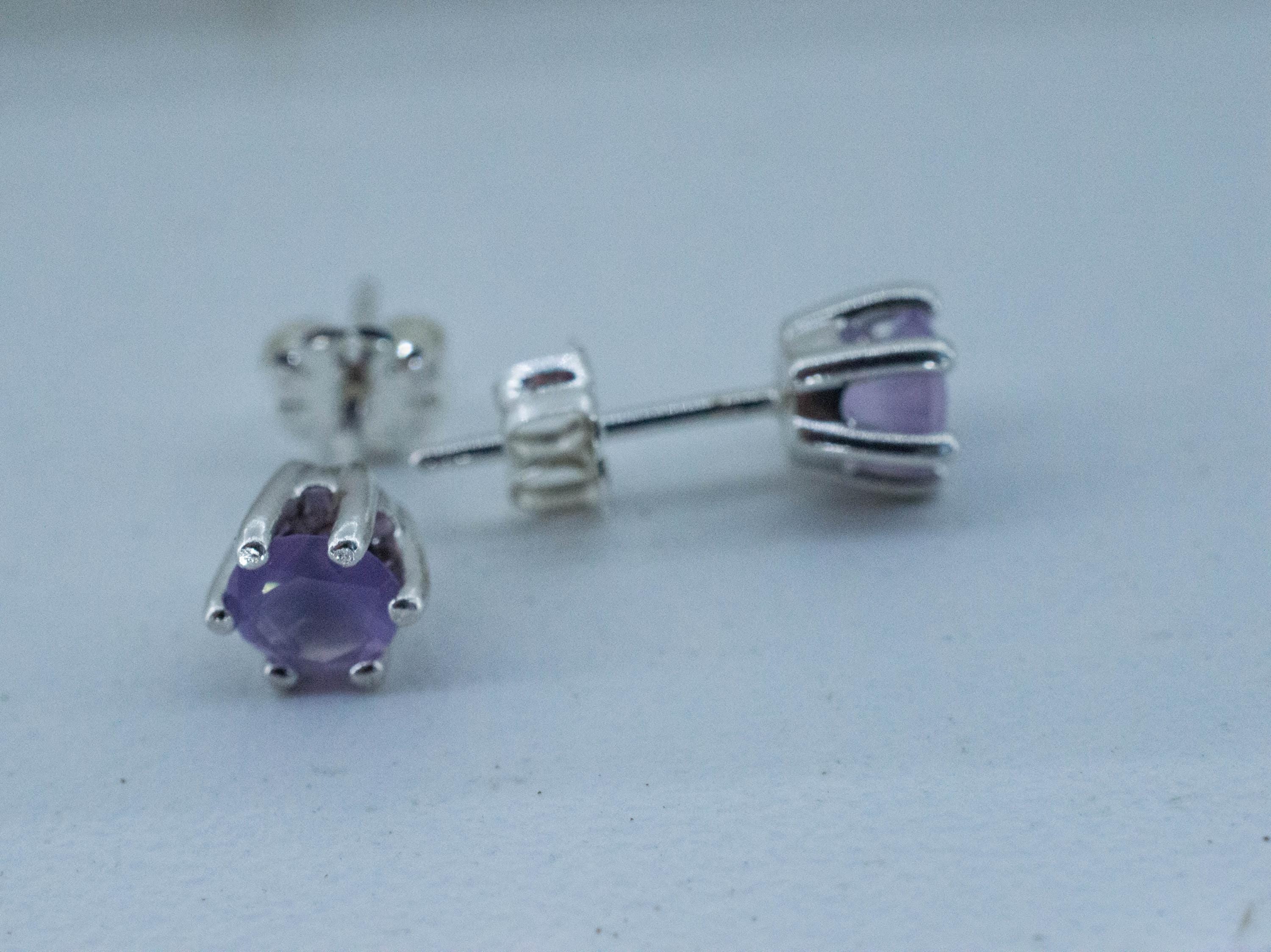 Holly Blue Agate Earrings; Natural Untreated Oregon Holley Agate; 0.720cts - Mark Oliver Gems