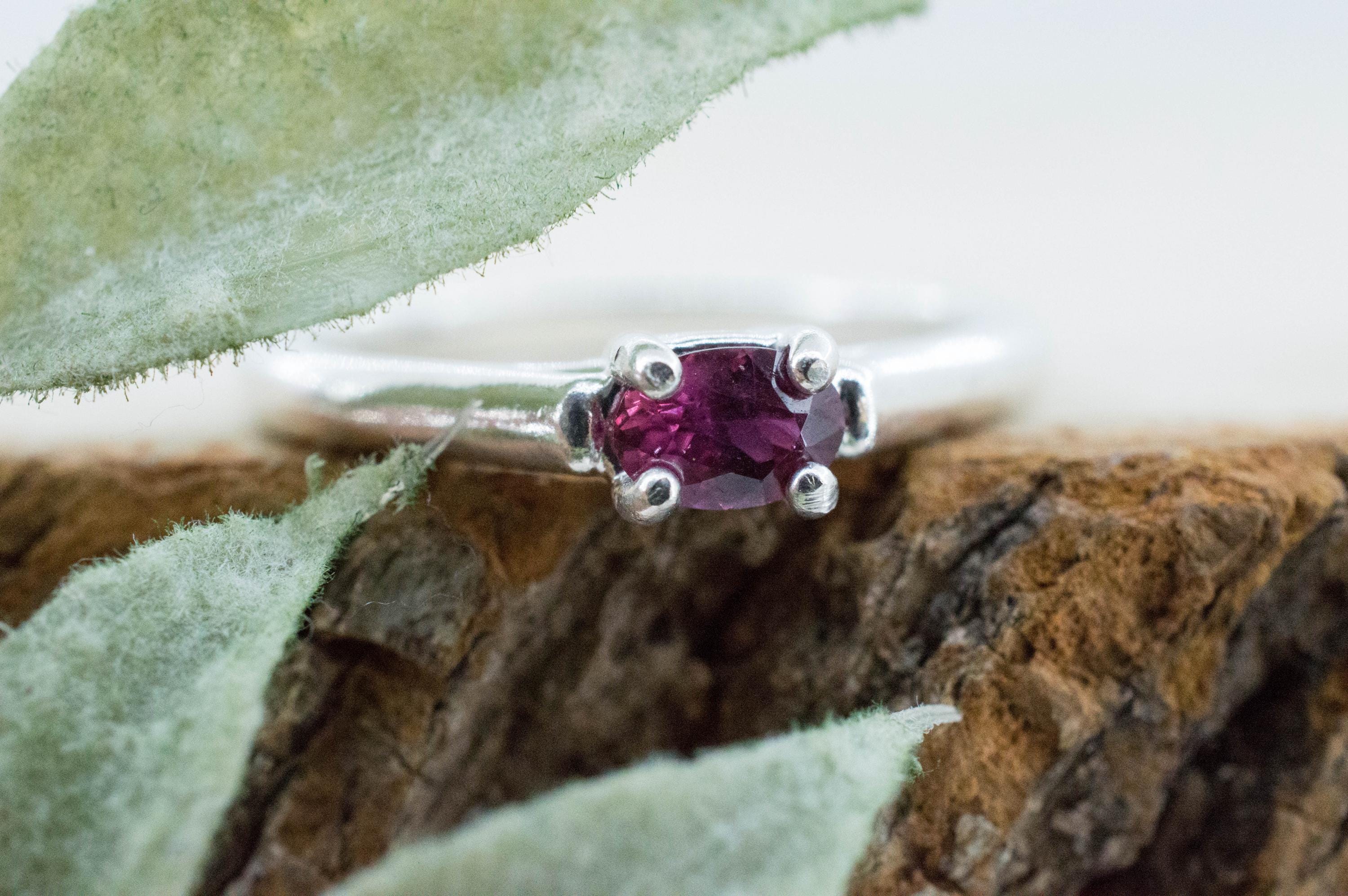 Ruby Ring; Natural Thailand Ruby; 0.495cts