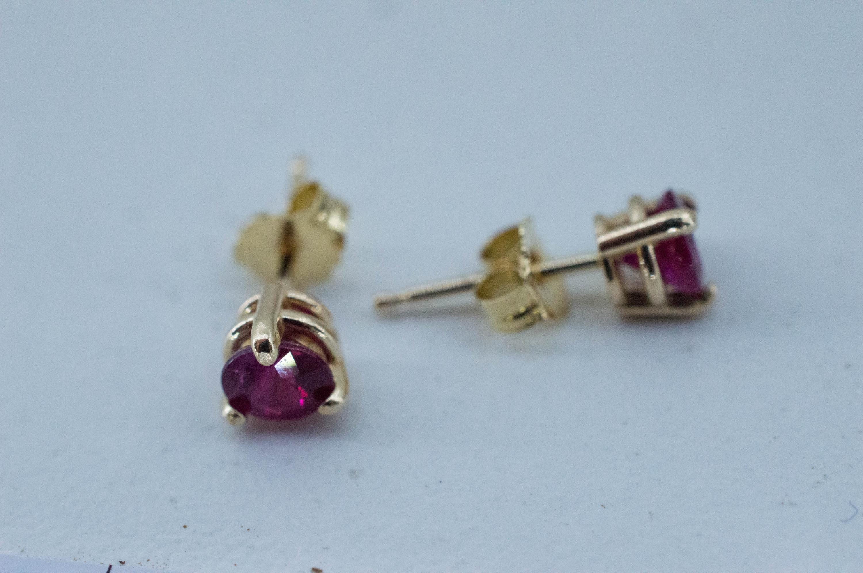 Ruby Earrings; Natural Burma Ruby; 0.770cts - Mark Oliver Gems
