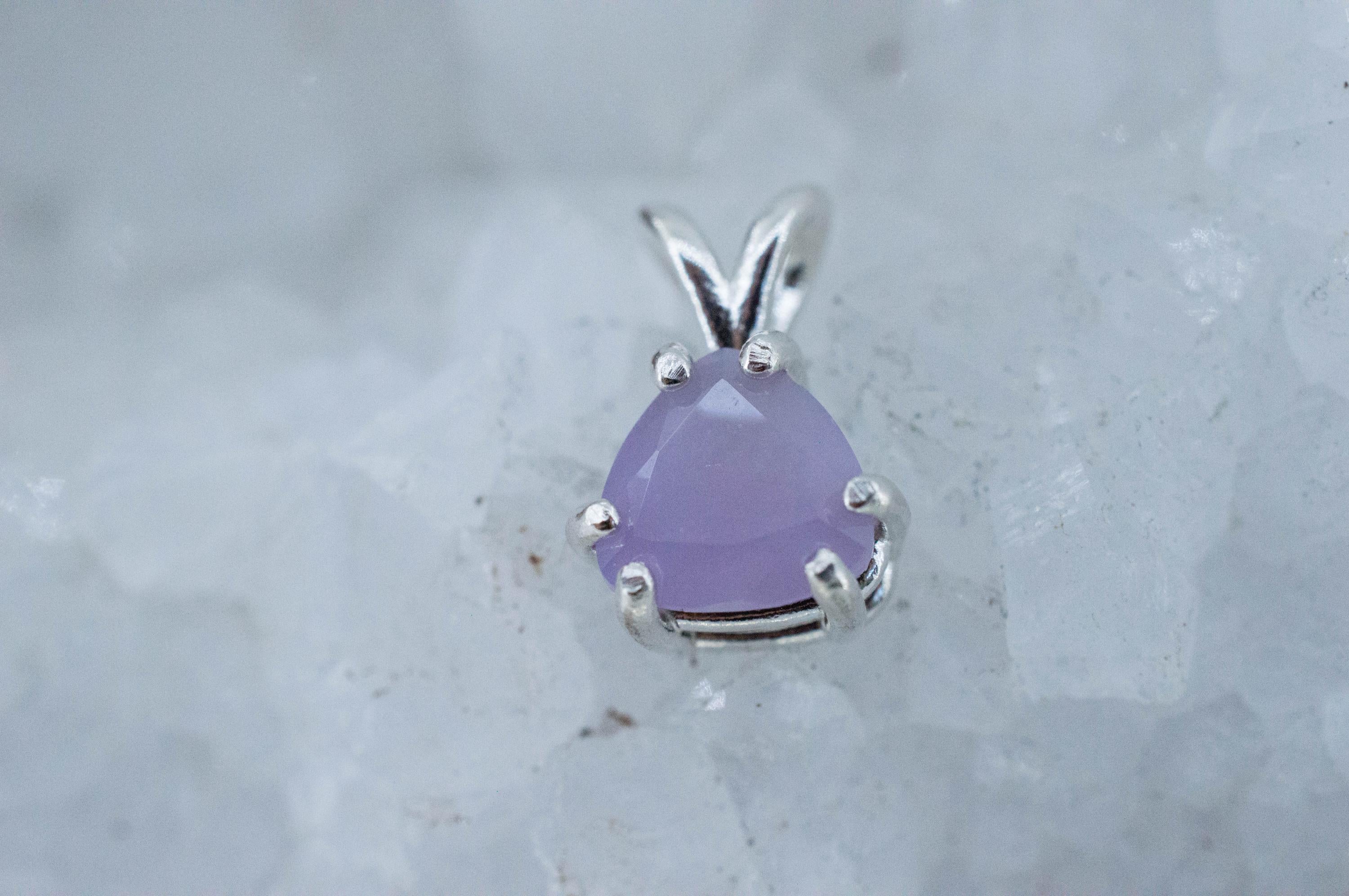 Holly Blue Agate Pendant; Natural Untreated Oregon Holley Agate; 1.615cts - Mark Oliver Gems