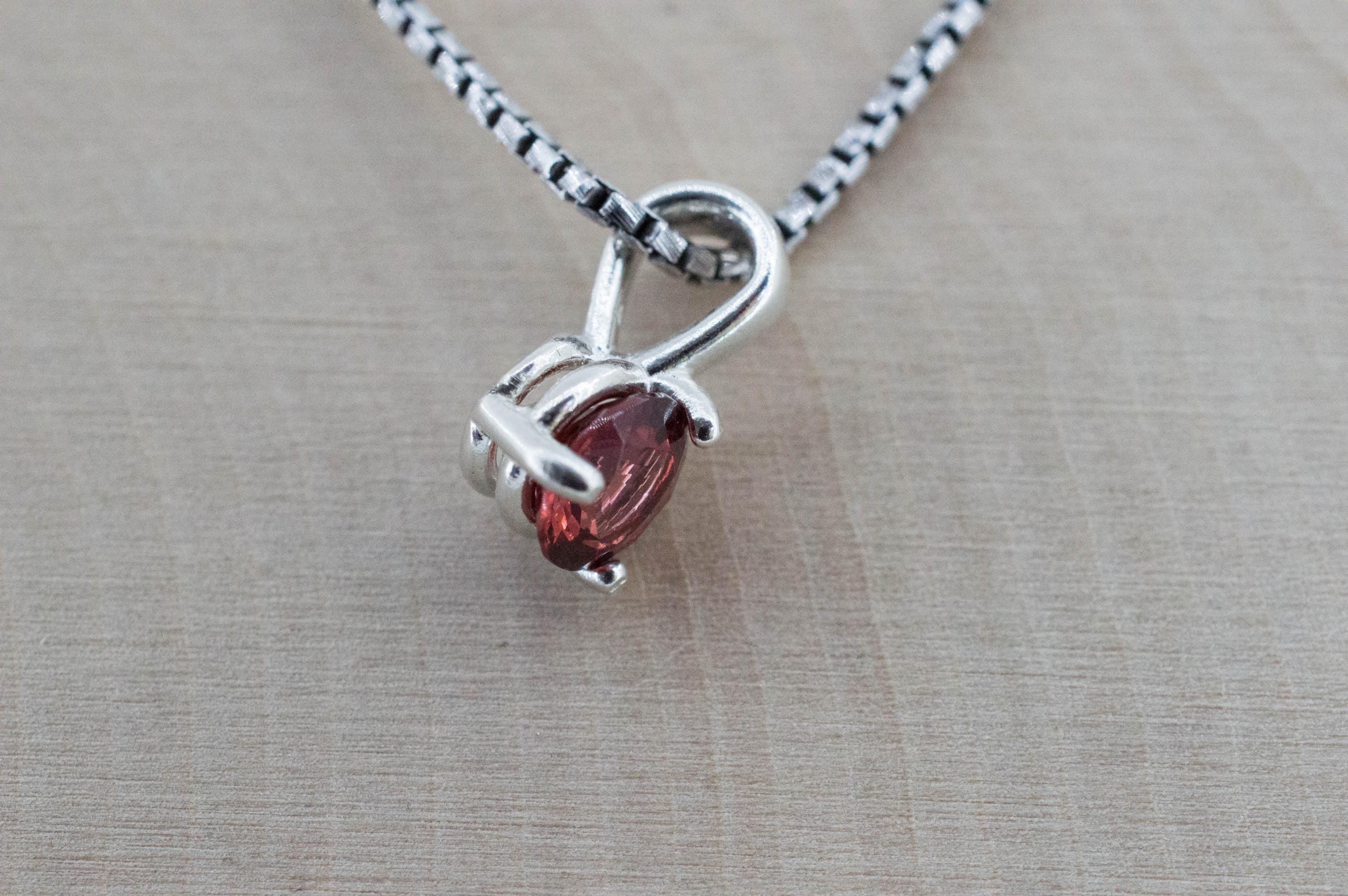 Rhodolite Garnet Pendant; Natural Untreated North Carolina Garnet; 0.915cts - Mark Oliver Gems