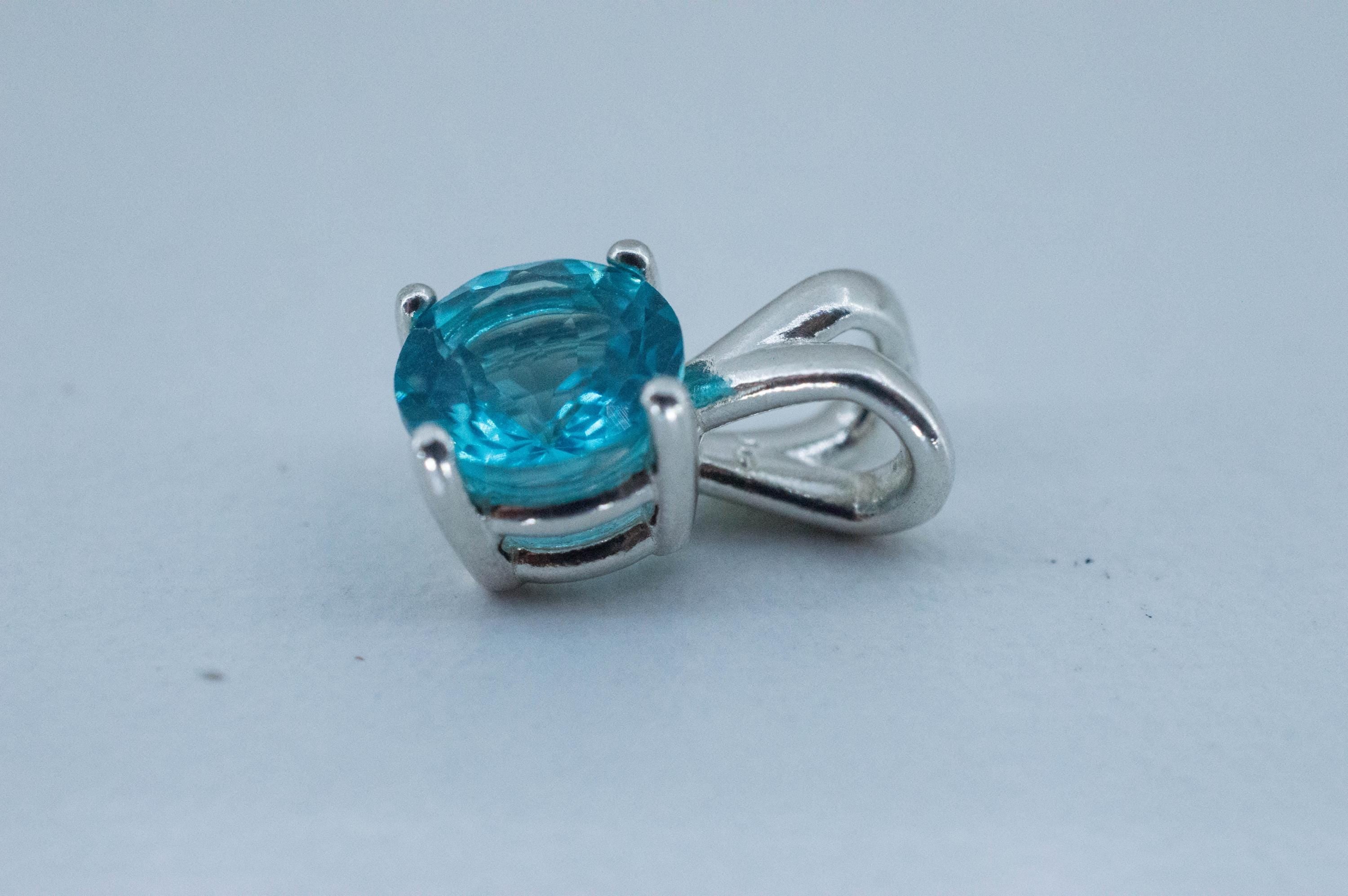 Blue Apatite Pendant; Natural Untreated Brazil Apatite; 1.325cts