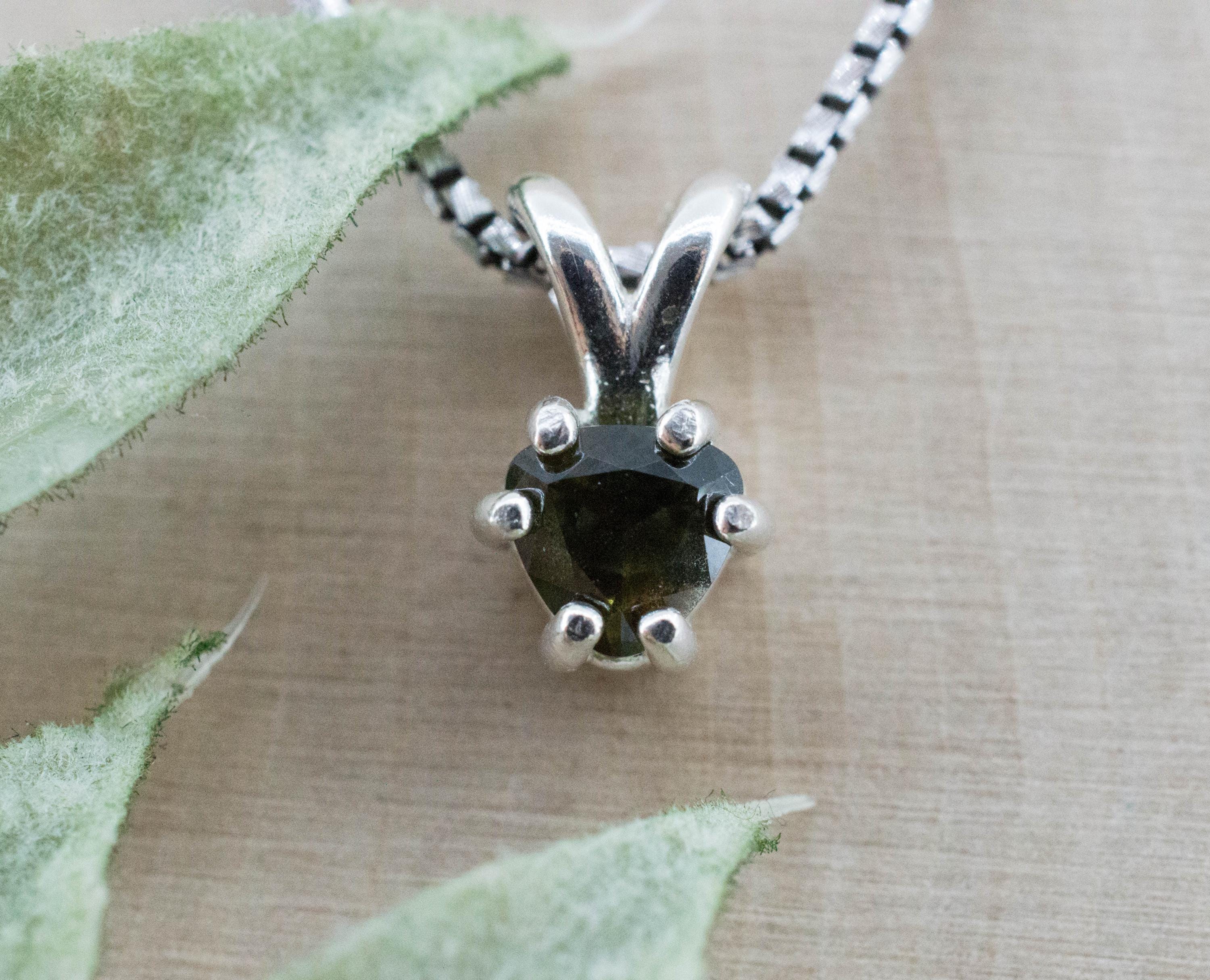 Biashara Sapphire Pendant; Natural Untreated Kenya Sapphire; 0.710cts