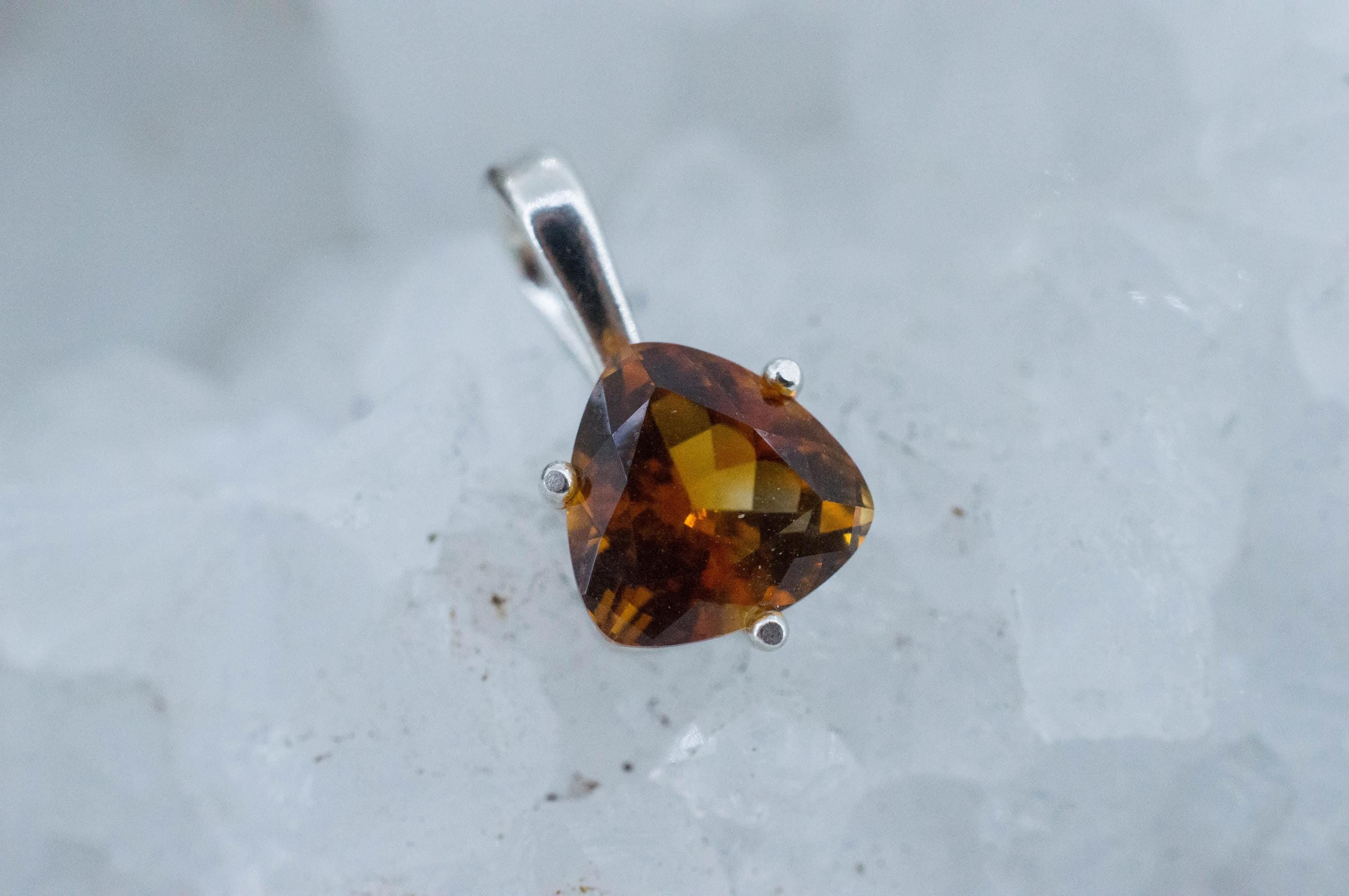 Citrine Pendant; Natural Untreated Uruguay Citrine; 1.690cts - Mark Oliver Gems