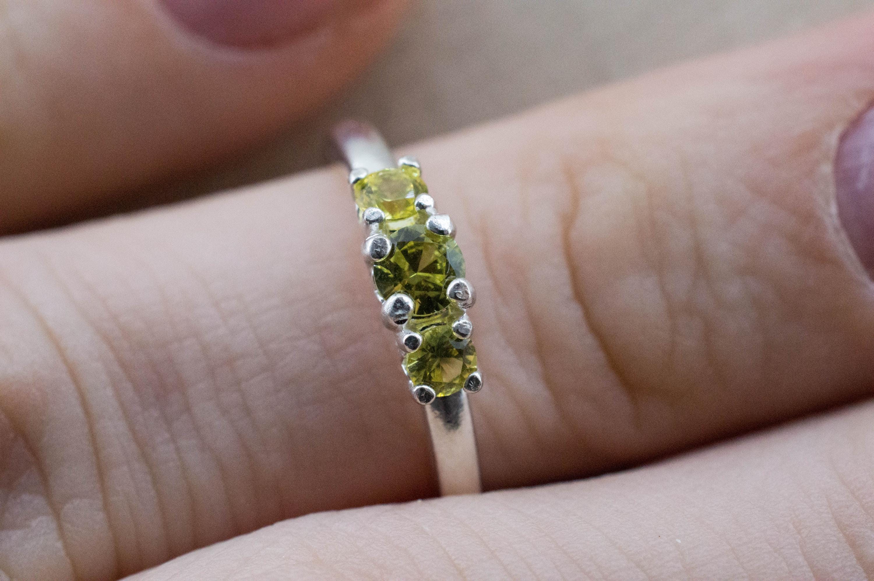 Biashara Sapphire Ring, Natural Untreated Kenya Sapphire; 0.525cts