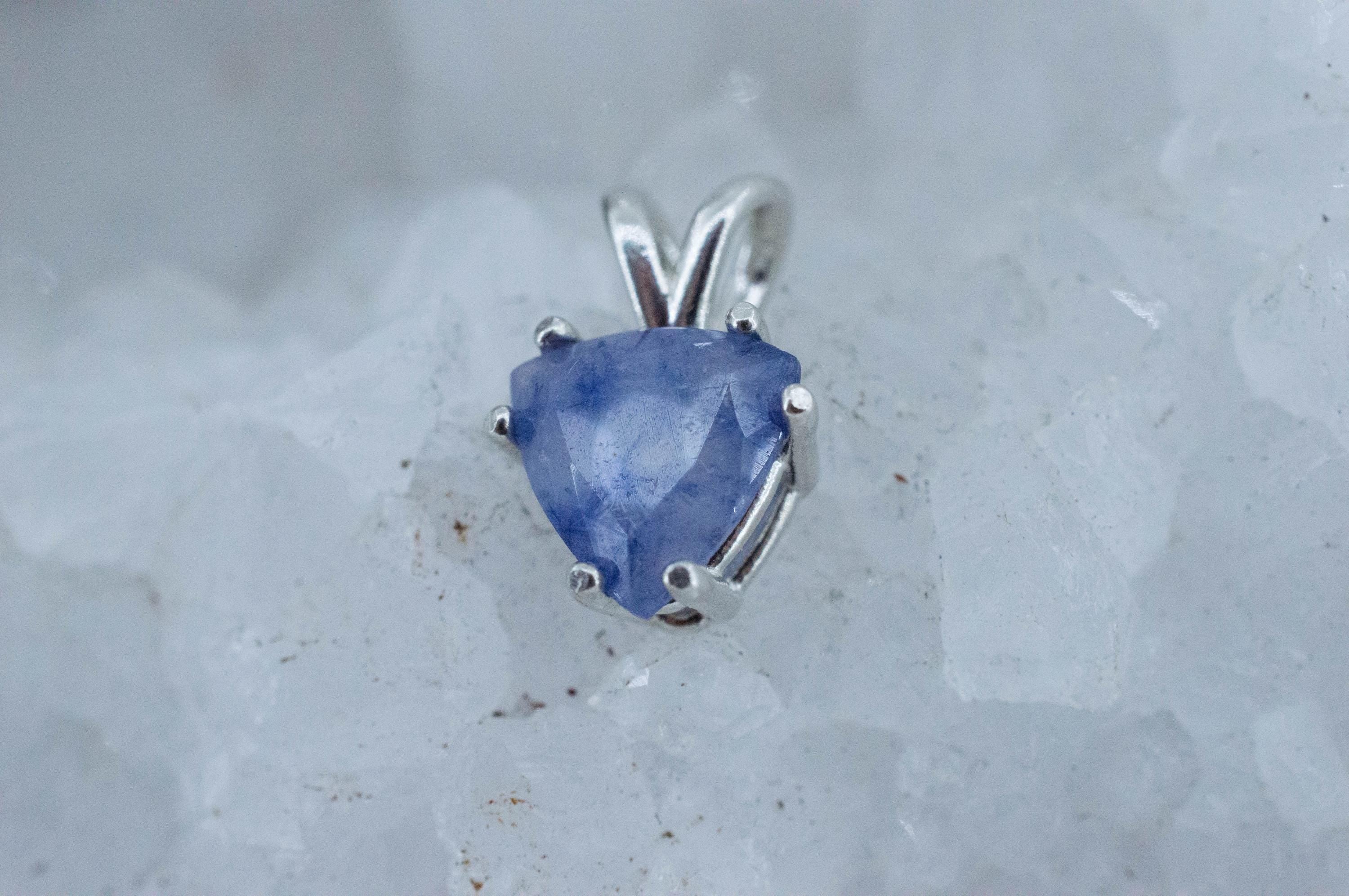 Dumortierite Quartz Pendant; Natural Untreated Brazil Dumortierite; 1.515cts - Mark Oliver Gems