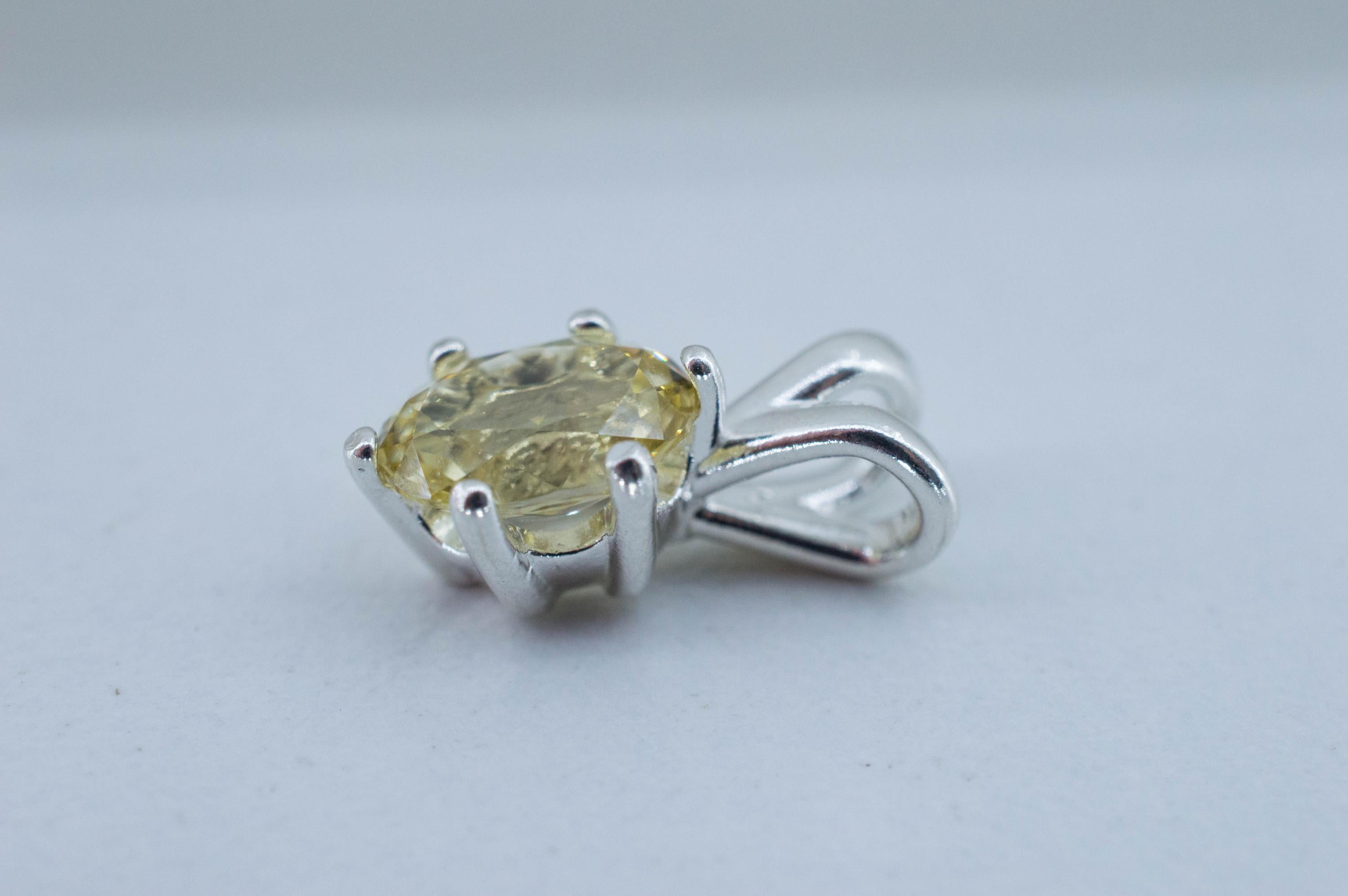 Grossular Garnet Pendant; Natural Untreated Tanzania Garnet; 1.615cts - Mark Oliver Gems