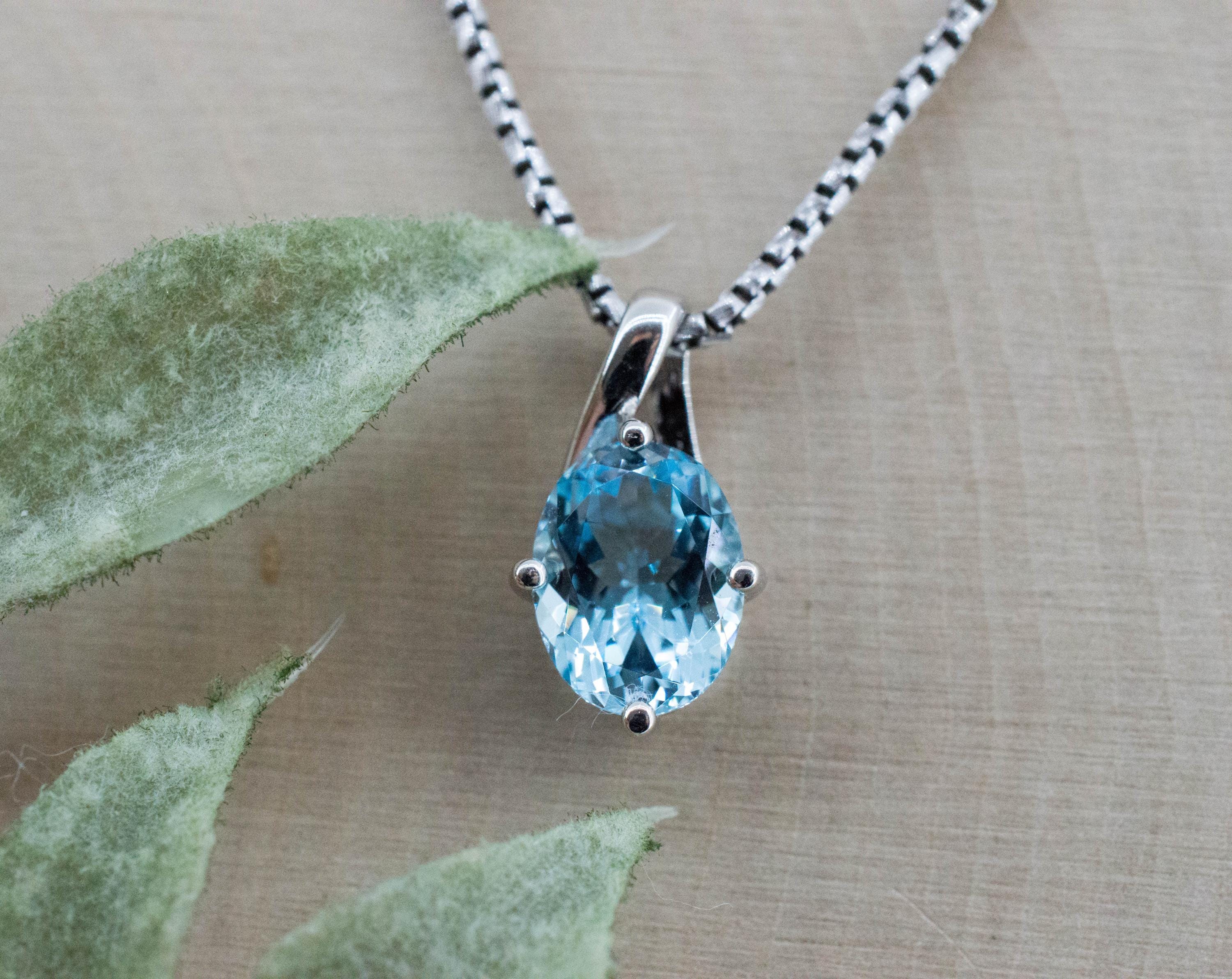 Blue Topaz Pendant; Genuine Brazil Topaz; 2.050cts - Mark Oliver Gems