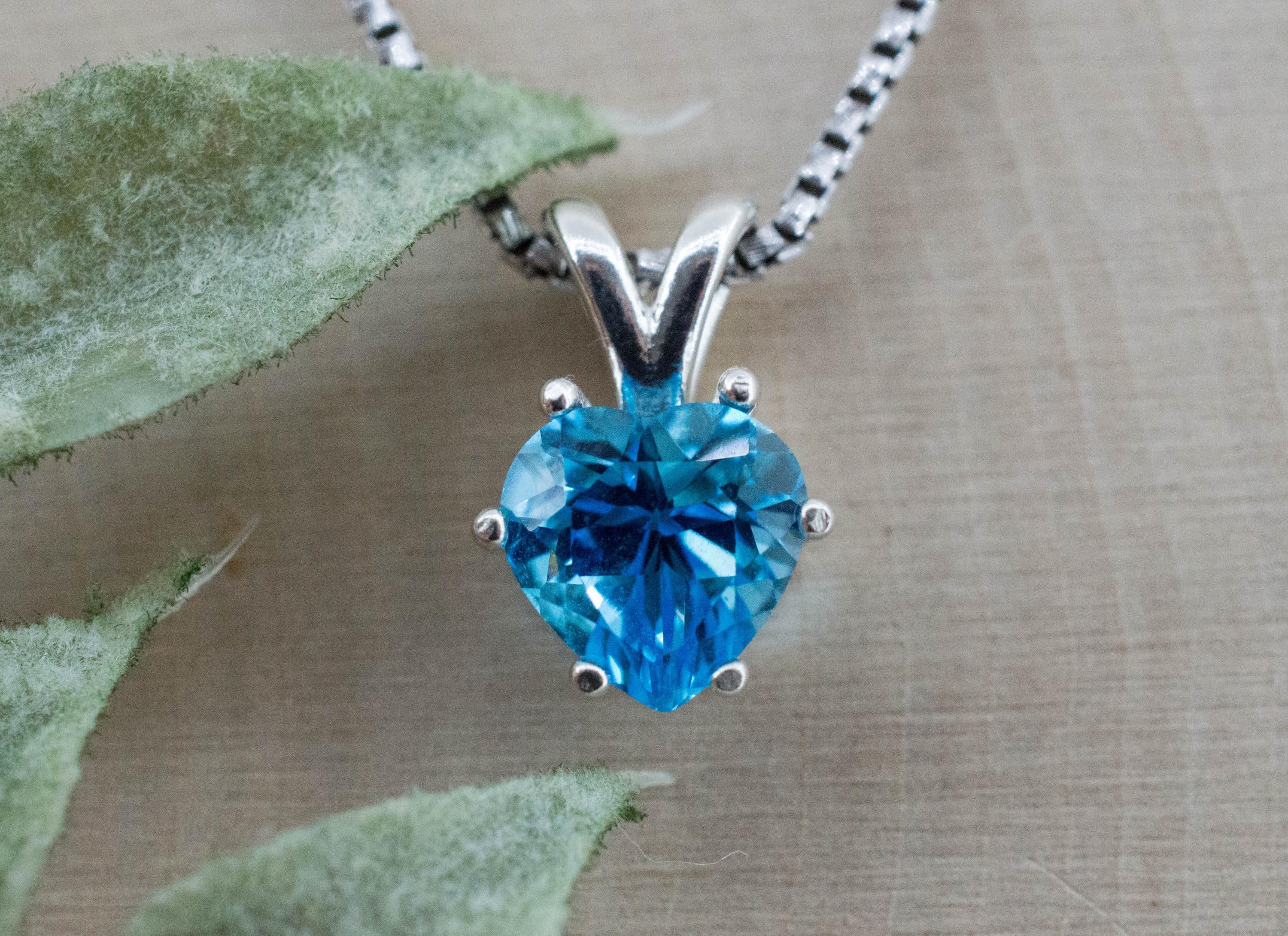 Blue Topaz Pendant; Genuine Brazil Topaz; 2.320cts - Mark Oliver Gems