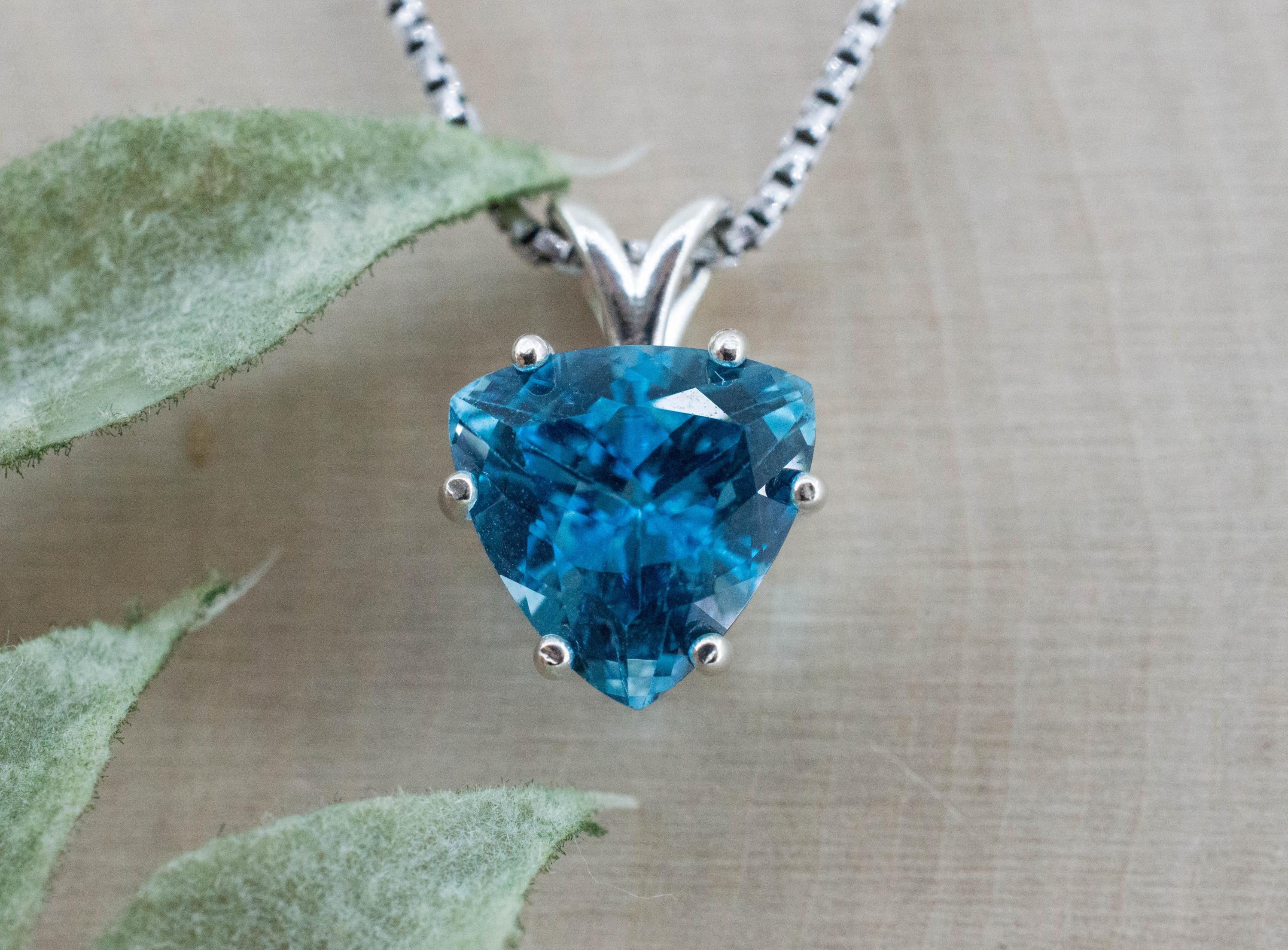 Blue Topaz Pendant; Genuine Brazil Topaz; 5.135cts - Mark Oliver Gems