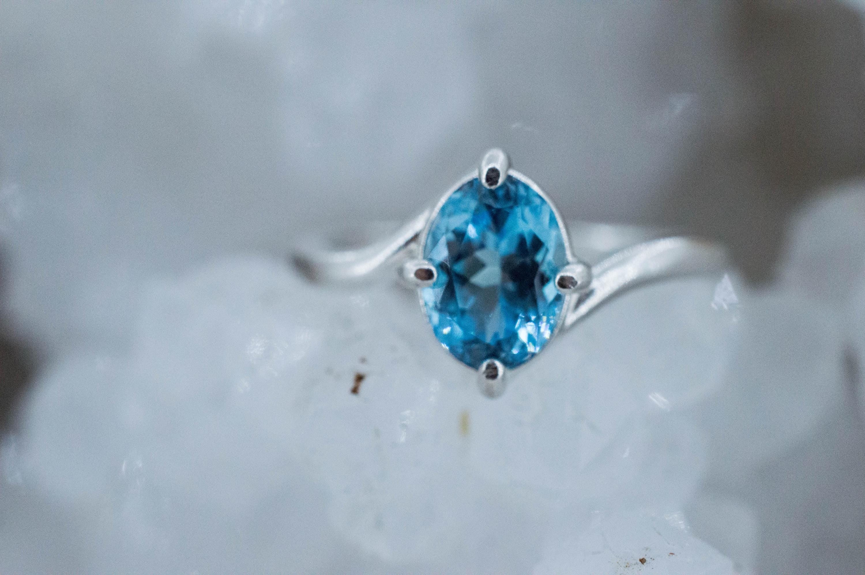 Blue Topaz Ring, Natural Brazil Topaz; 1.580cts - Mark Oliver Gems