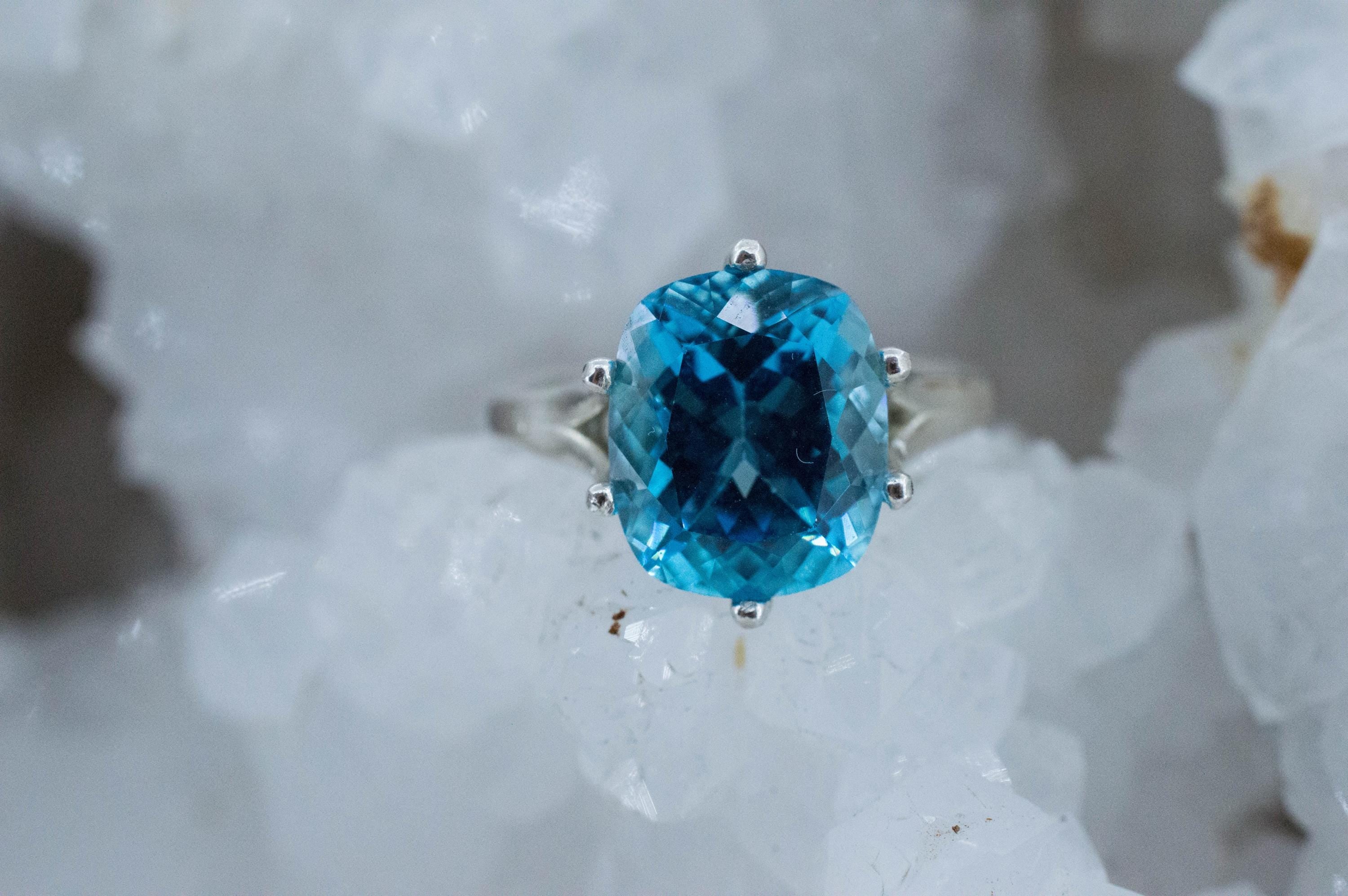 Blue Topaz Ring, Natural Brazil Topaz; 0.985cts - Mark Oliver Gems