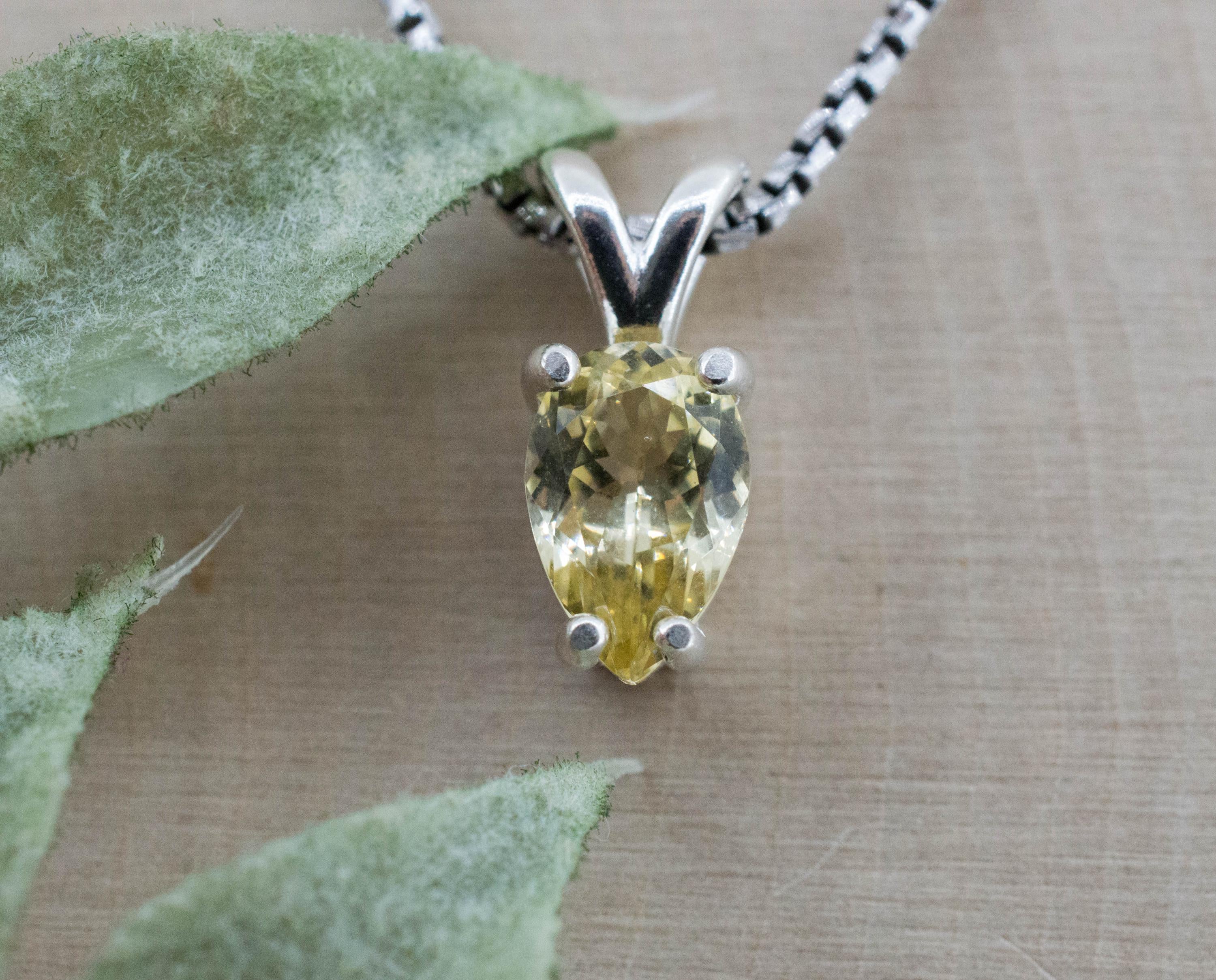 Grossular Garnet Pendant; Natural Untreated Tanzania Garnet; 1.350cts - Mark Oliver Gems