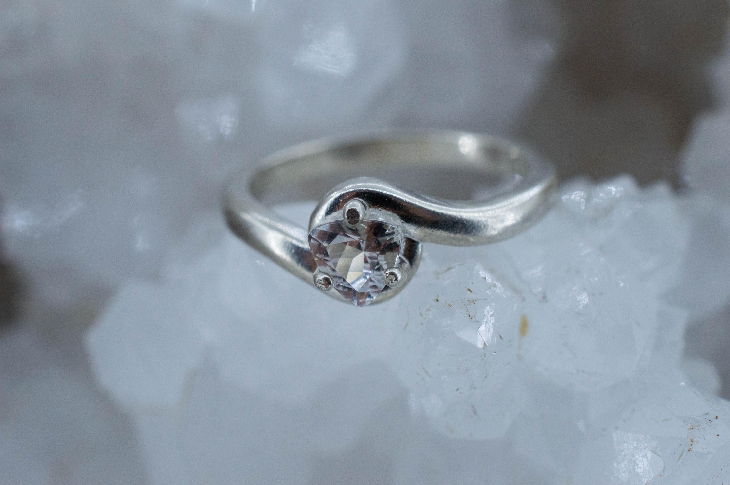 Goshenite Ring; Natural Untreated Mozambique Platinum Beryl; 0.385cts - Mark Oliver Gems