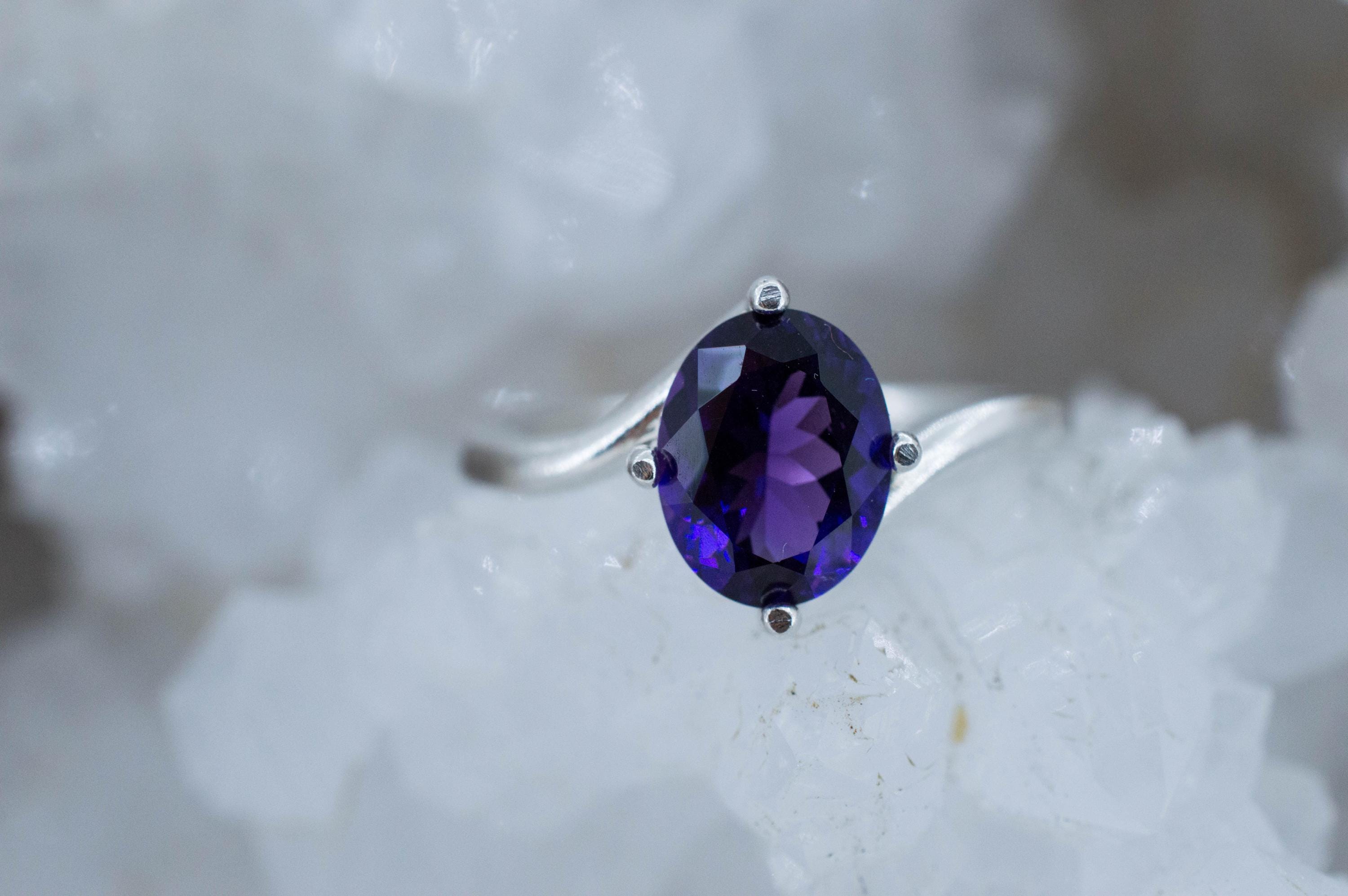 Amethyst Ring; Natural Untreated Uruguay Amethyst; 1.665cts - Mark Oliver Gems