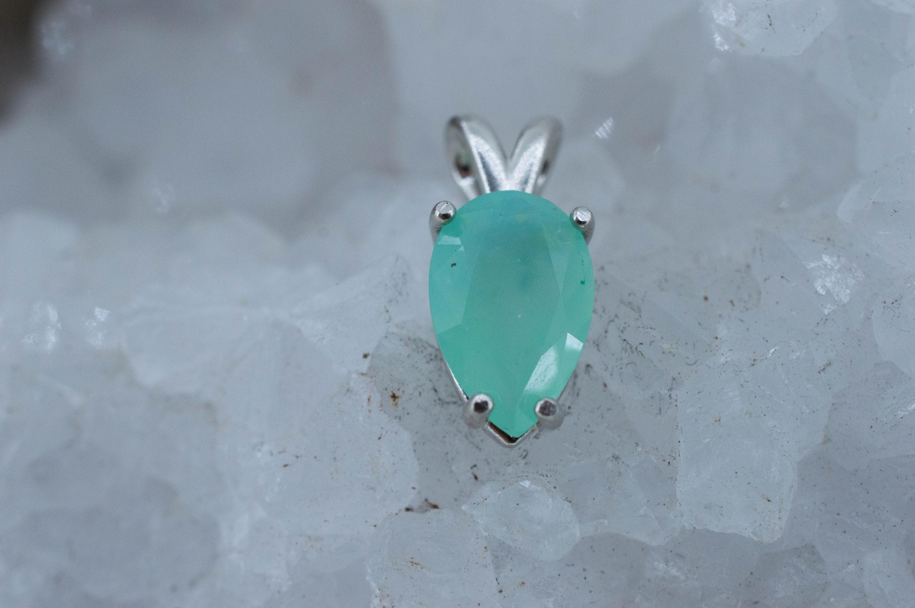 Green Opal Pendant, Natural Untreated Tanzania Prase Opal; 1.935cts - Mark Oliver Gems
