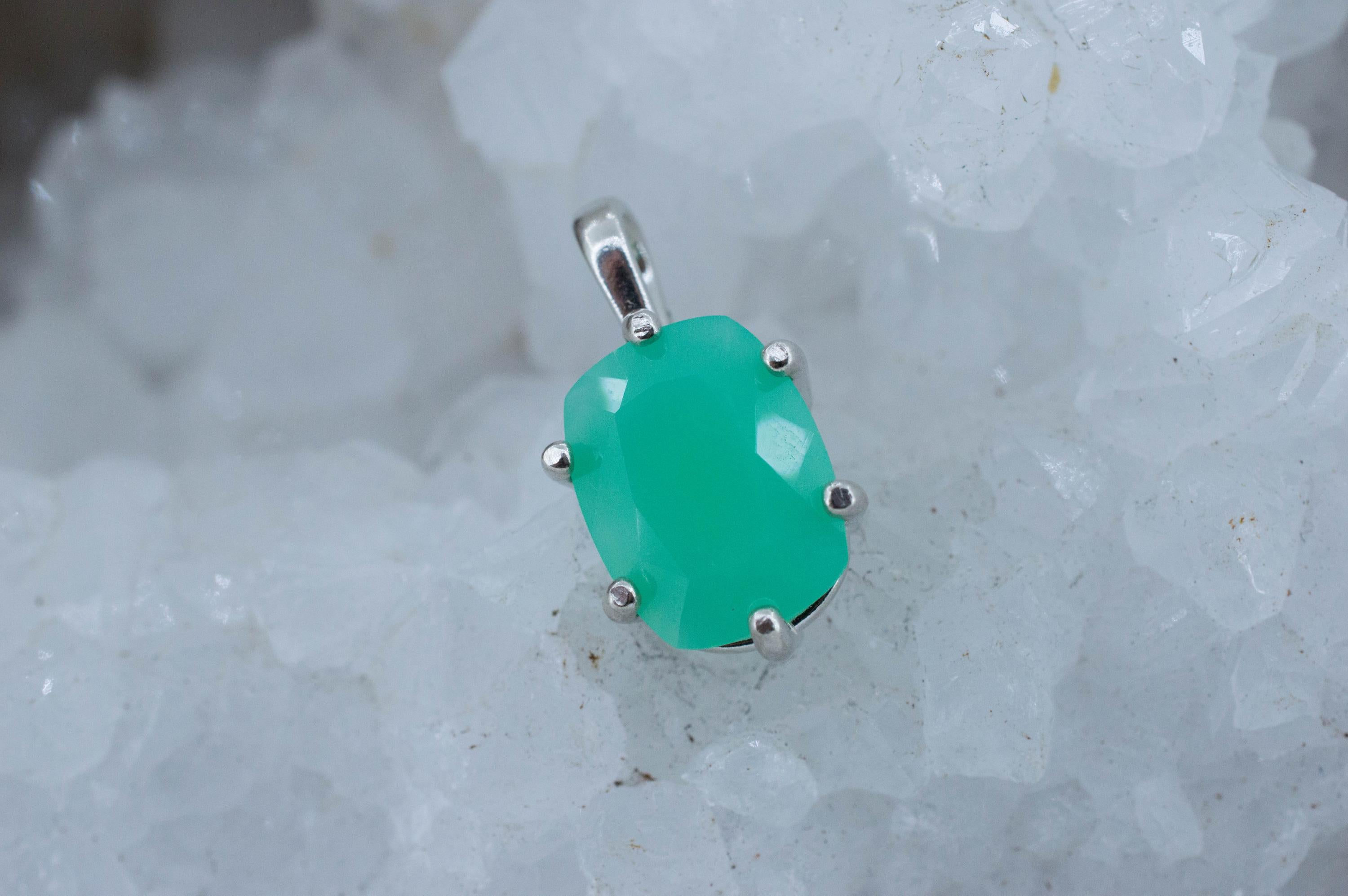 Green Opal Pendant, Natural Untreated Tanzania Prase Opal; 4.945cts - Mark Oliver Gems