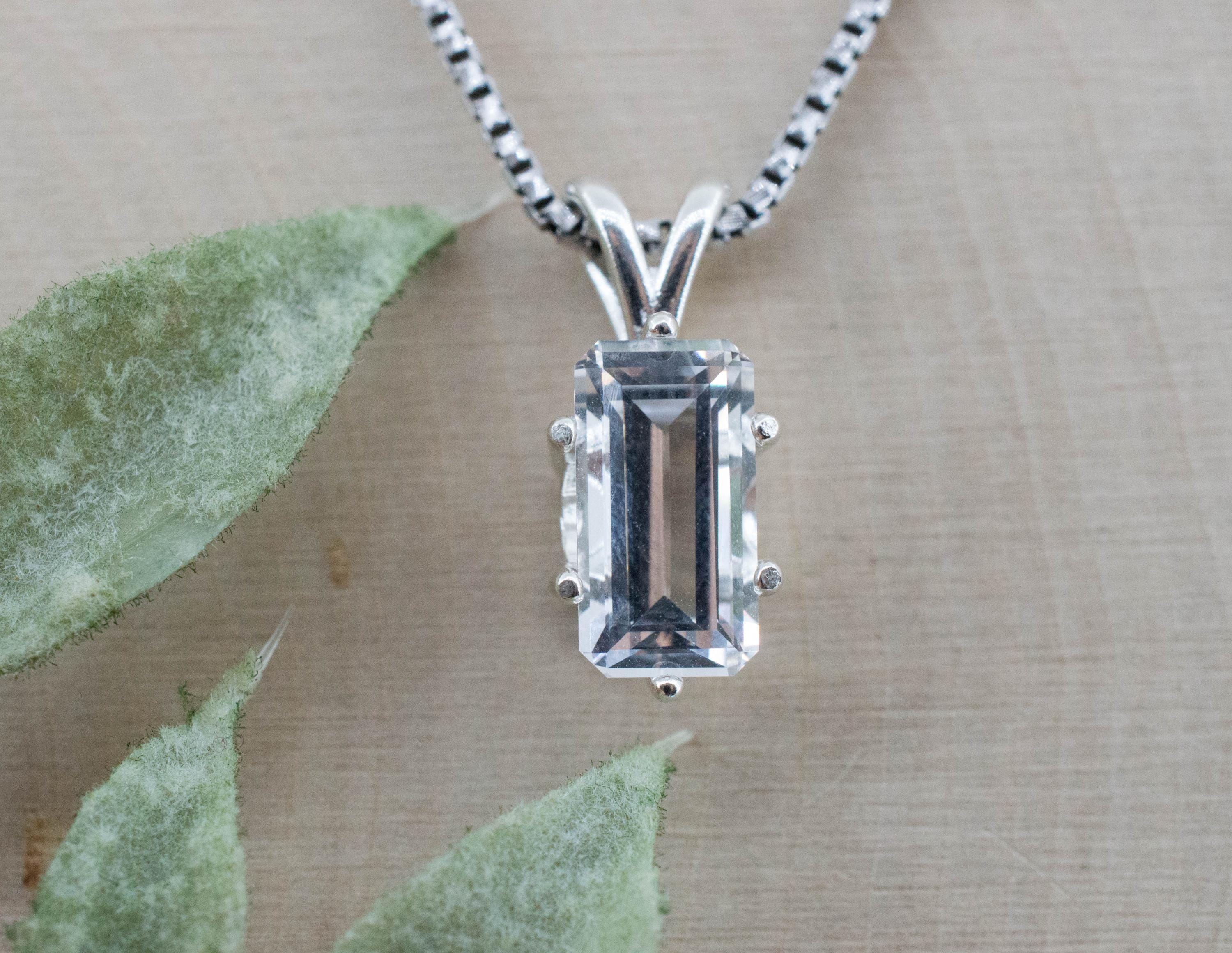 Goshenite Pendant; Genuine Untreated Mozambique Beryl; 2.200cts - Mark Oliver Gems
