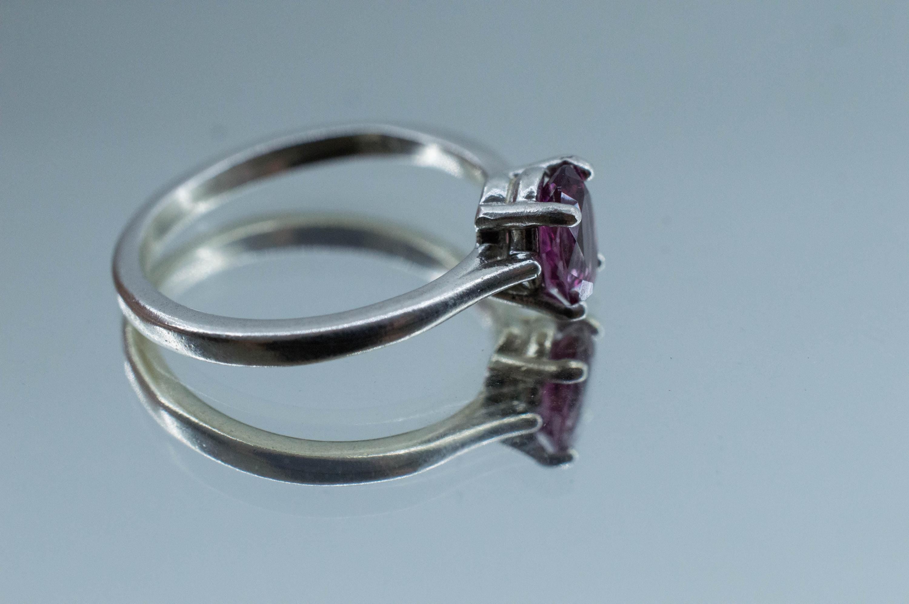 Cranberry Garnet Ring; Natural Untreated Tanzania Garnet; 0.910cts - Mark Oliver Gems