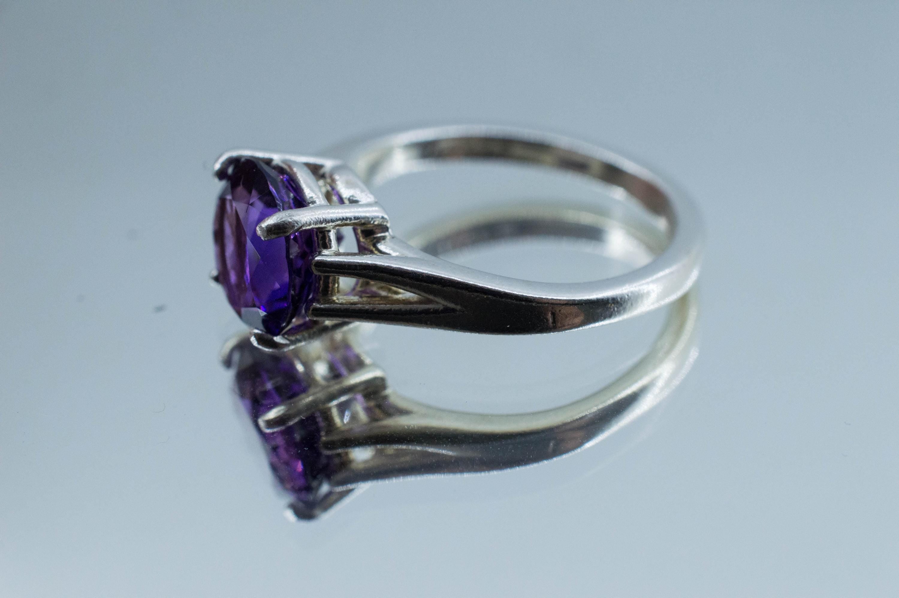 Amethyst Ring; Natural Untreated Uruguay Amethyst; 2.515cts - Mark Oliver Gems
