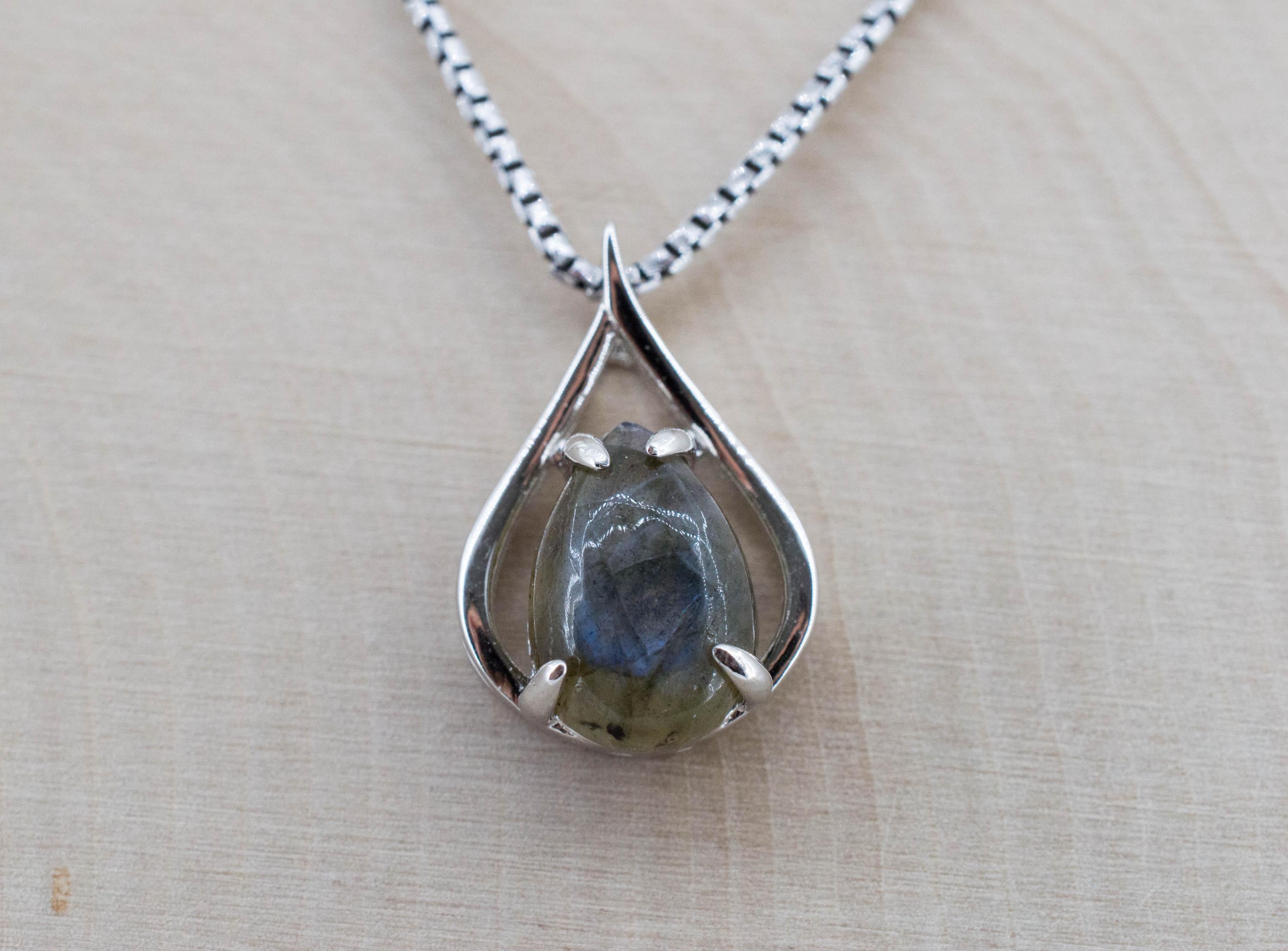 Labradorite Pendant; Natural Untreated Madagascar Labradorite; 3.285cts - Mark Oliver Gems