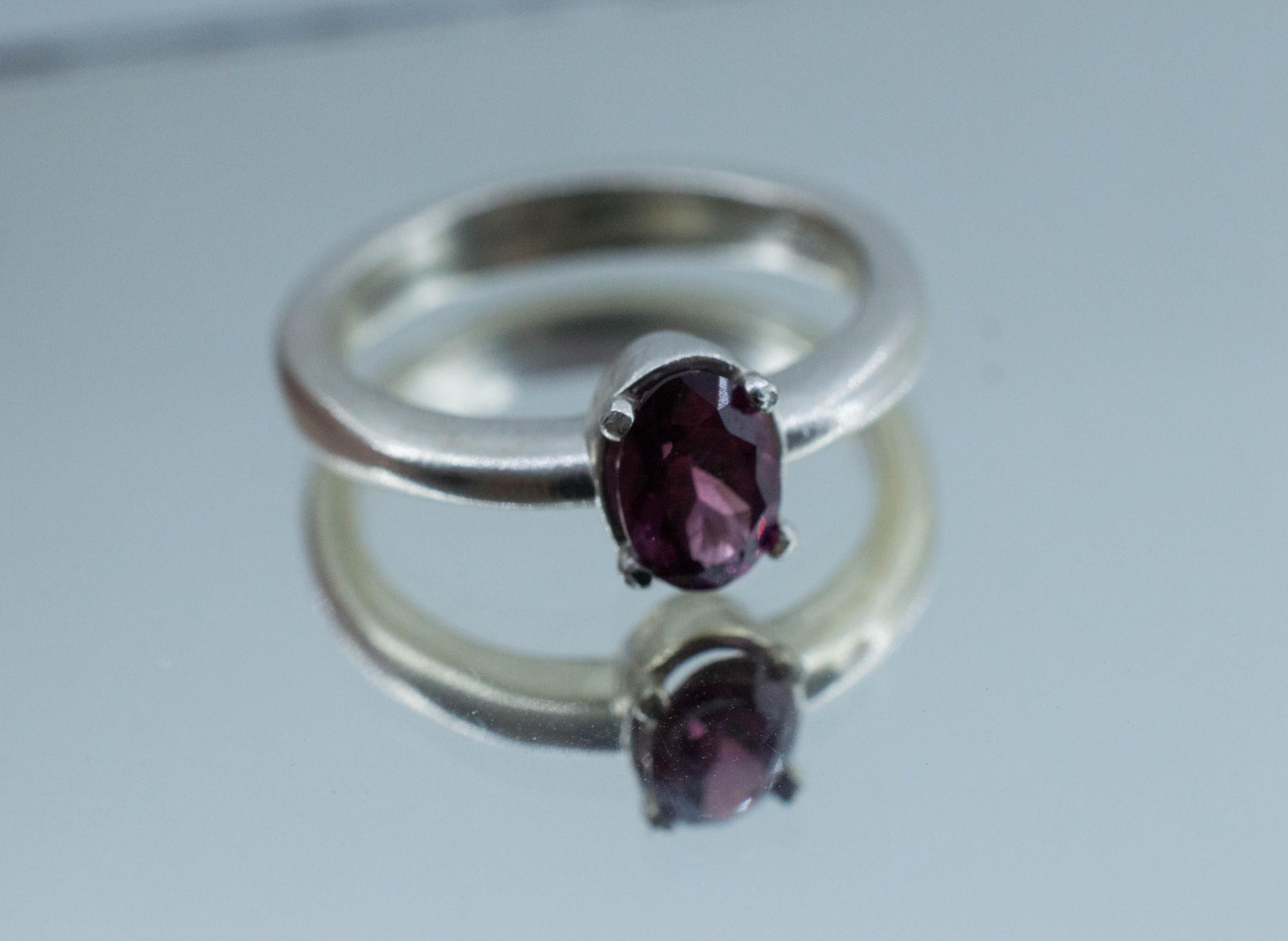 Cranberry Garnet Ring; Natural Untreated Tanzania Garnet; 0.890cts - Mark Oliver Gems