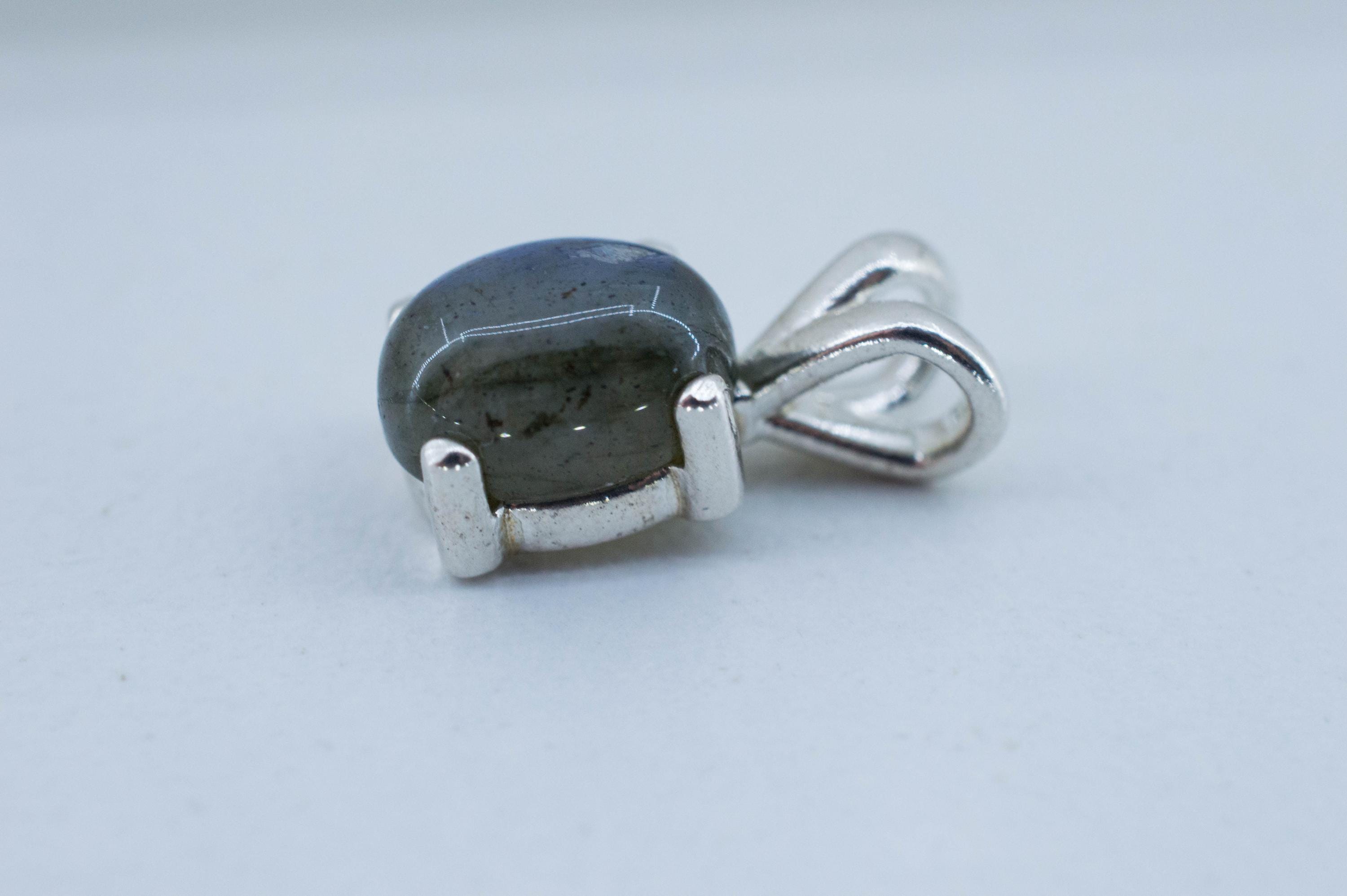 Labradorite Pendant; Natural Untreated Madagascar Labradorite; 2.460cts - Mark Oliver Gems