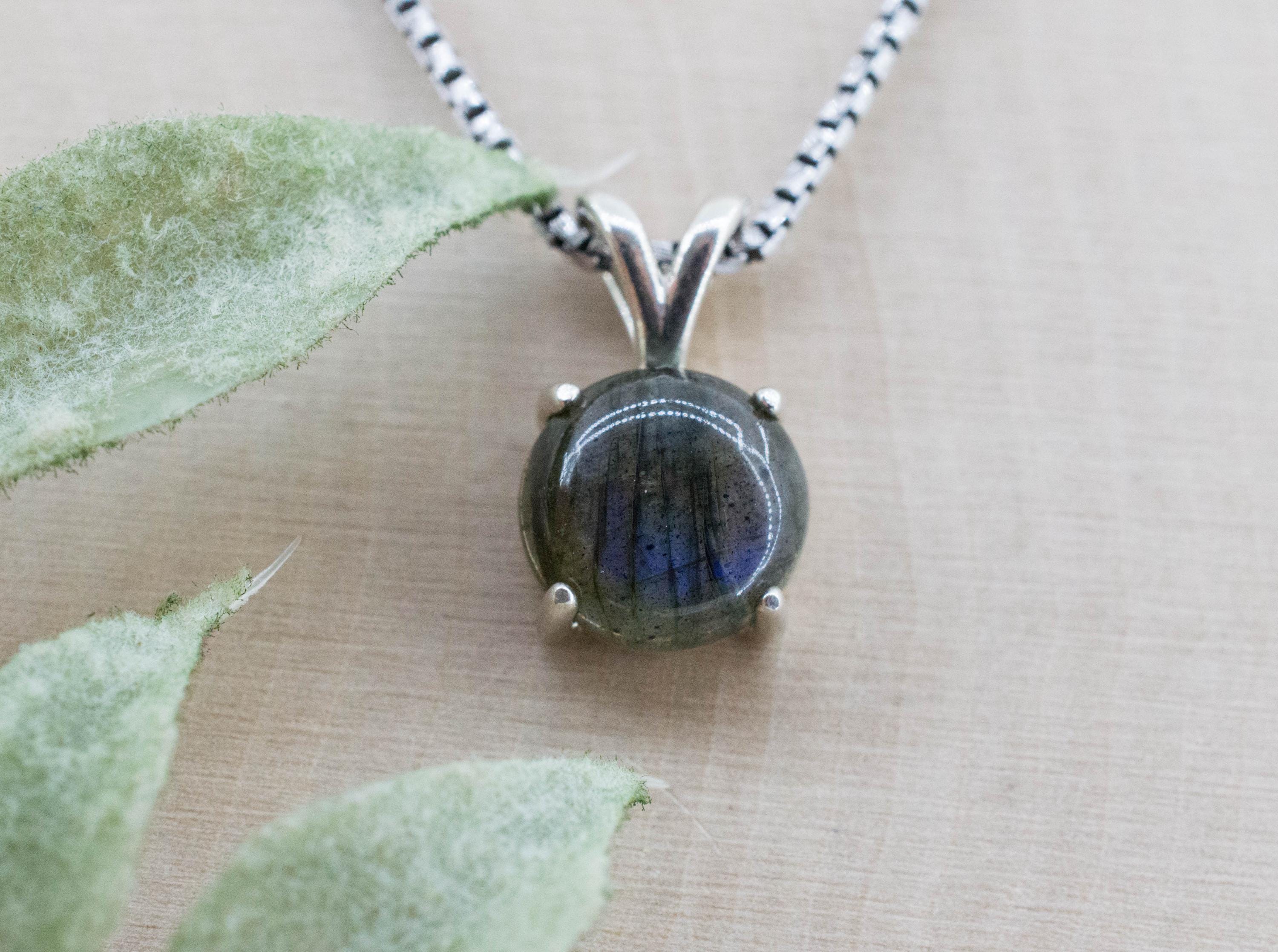 Labradorite Pendant; Natural Untreated Madagascar Labradorite; 2.500cts - Mark Oliver Gems