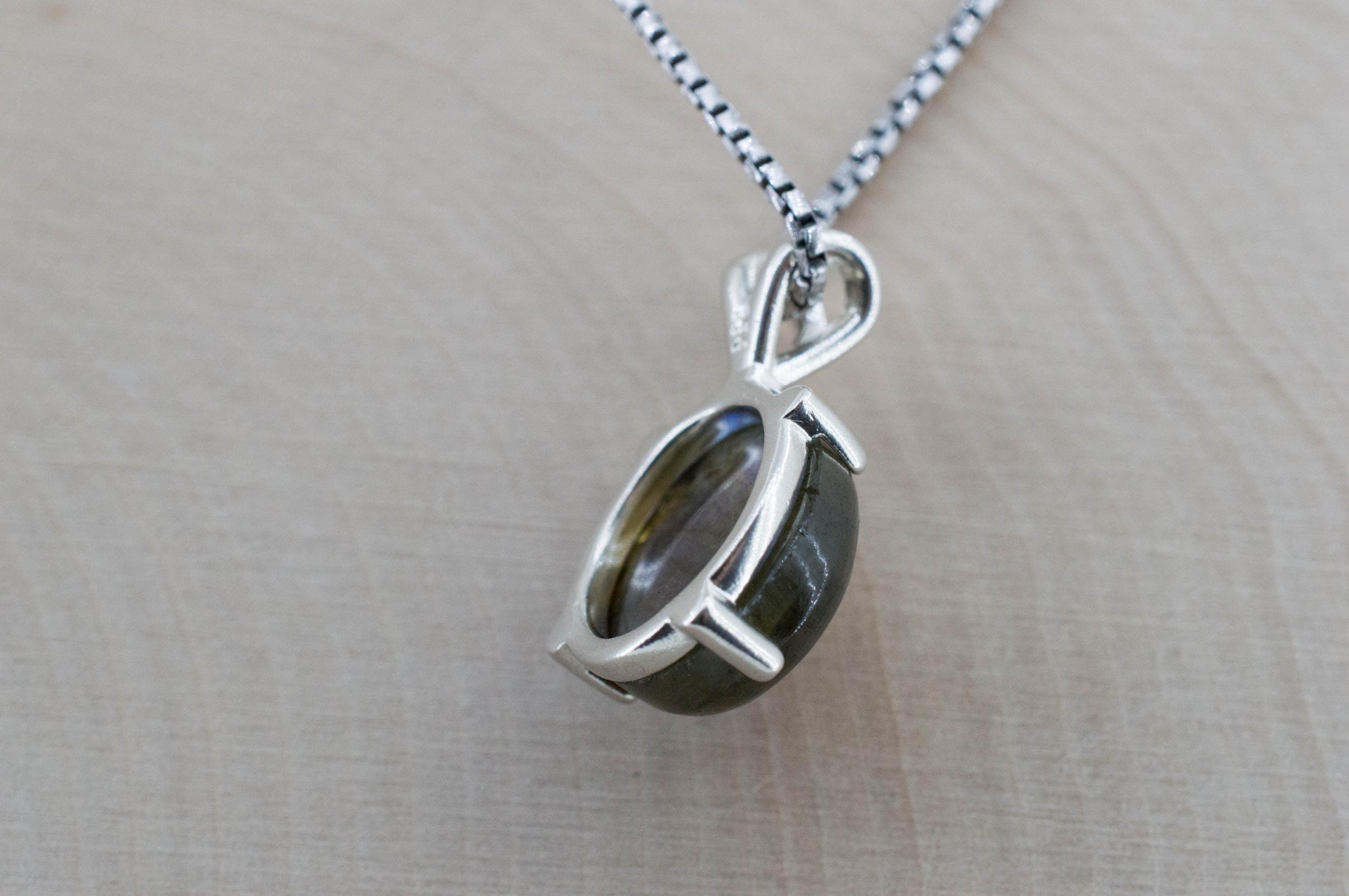 Labradorite Pendant; Natural Untreated Madagascar Labradorite; 7.450cts - Mark Oliver Gems