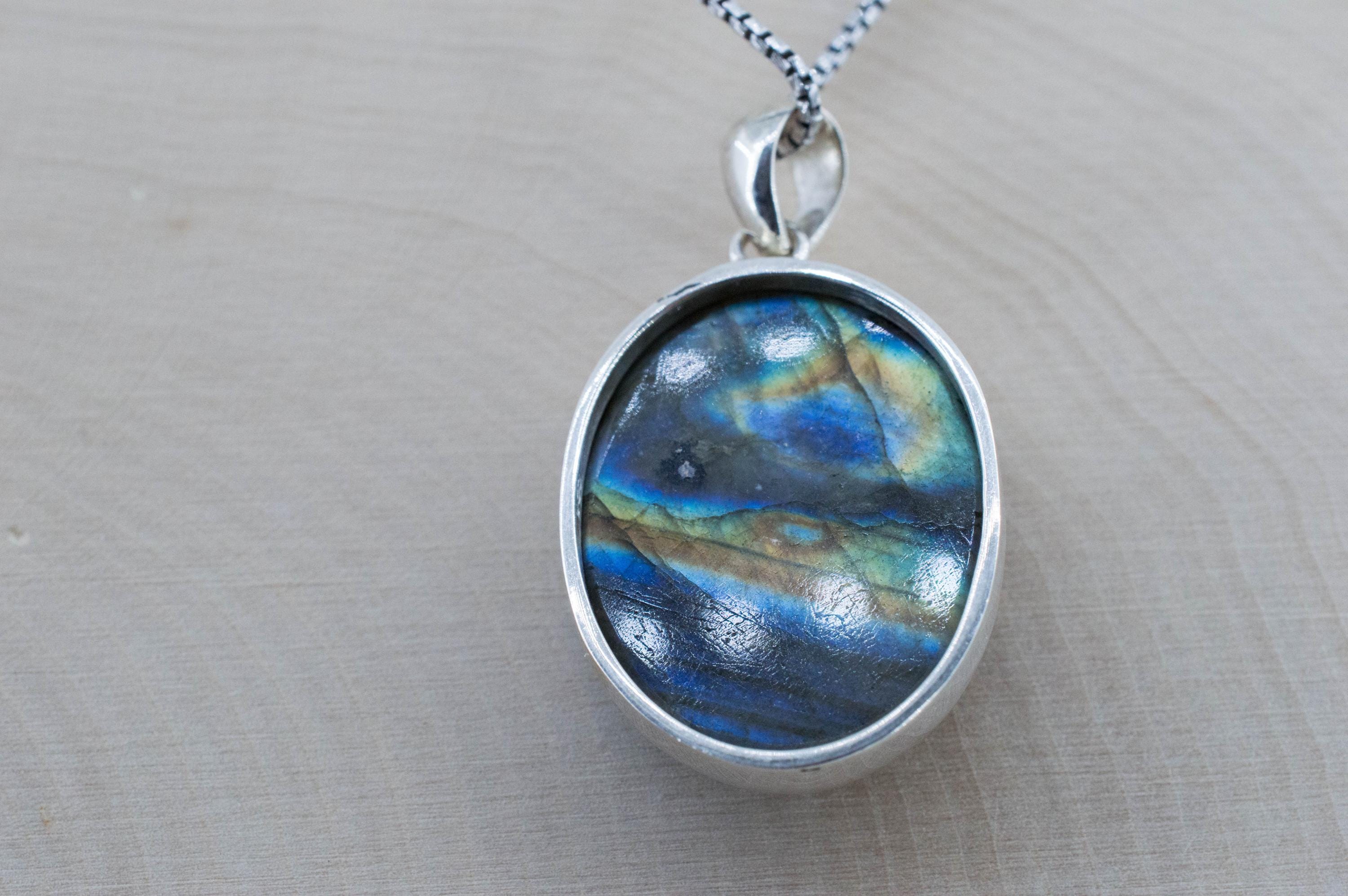 Labradorite Pendant; Natural Untreated Madagascar Labradorite; 24.965cts - Mark Oliver Gems