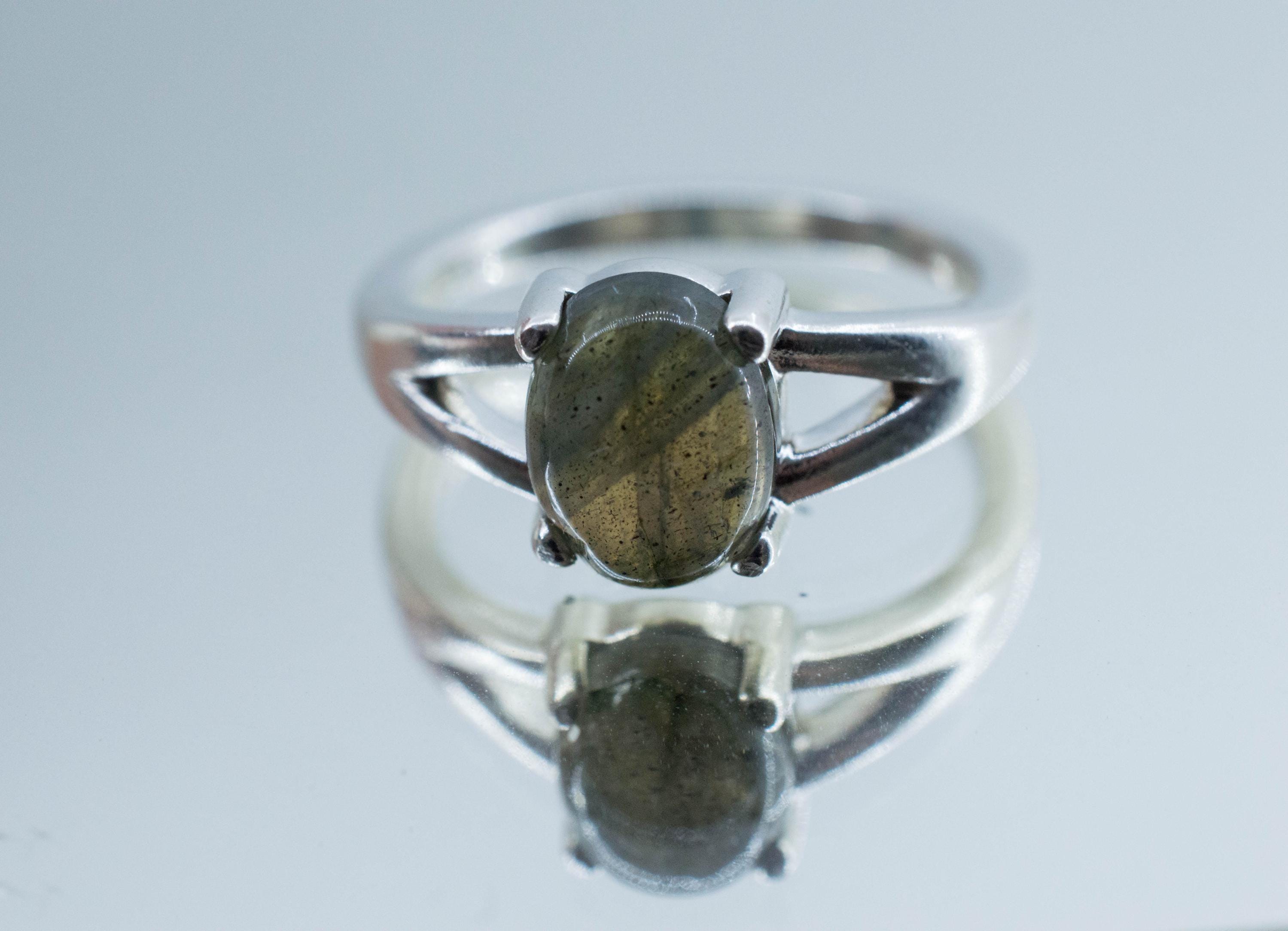 Labradorite Ring, Natural Untreated Madagascar Labradorite; 1.985cts - Mark Oliver Gems