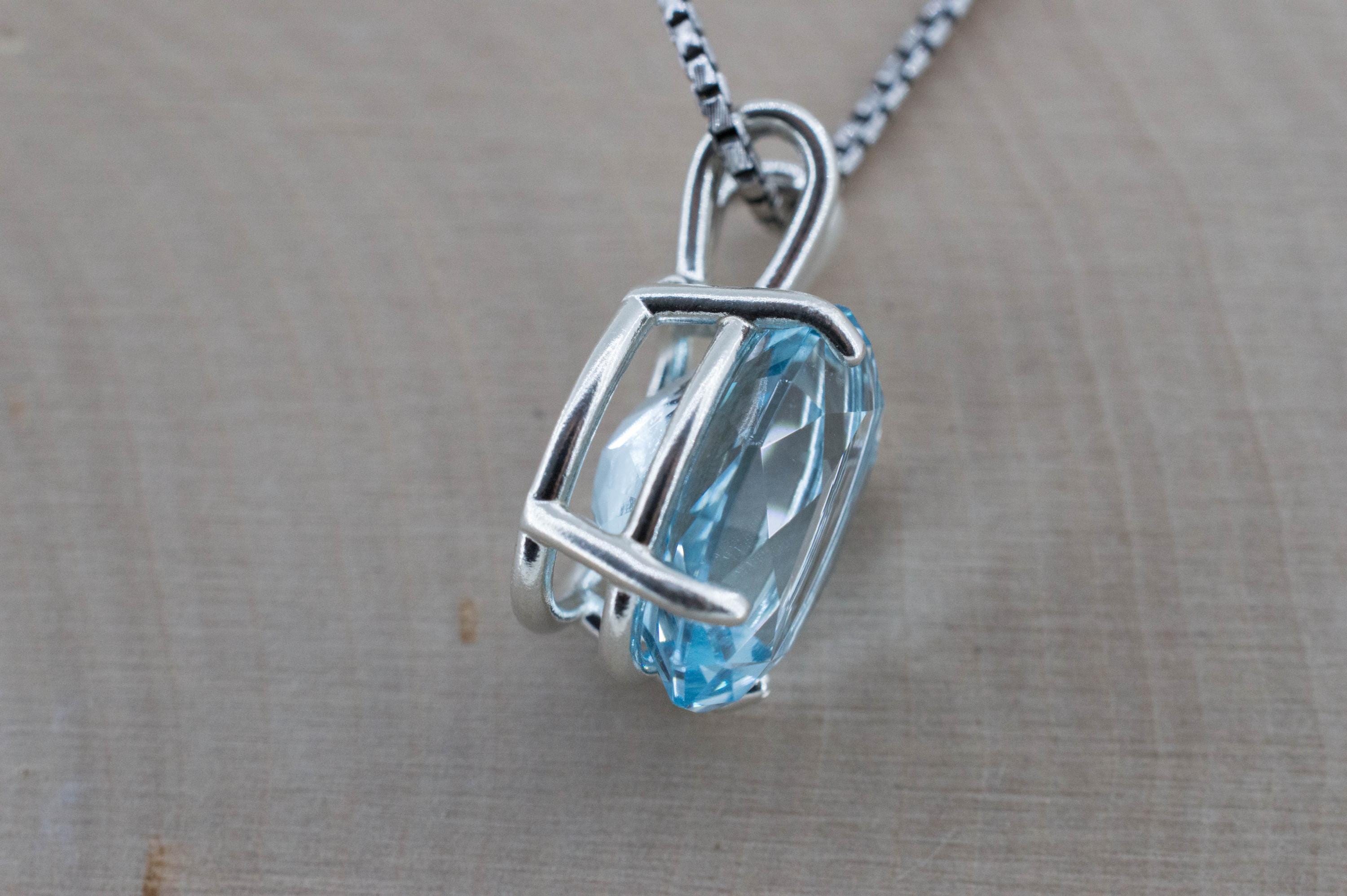Blue Topaz Pendant; Natural Untreated Ukraine Topaz; 10.700cts - Mark Oliver Gems