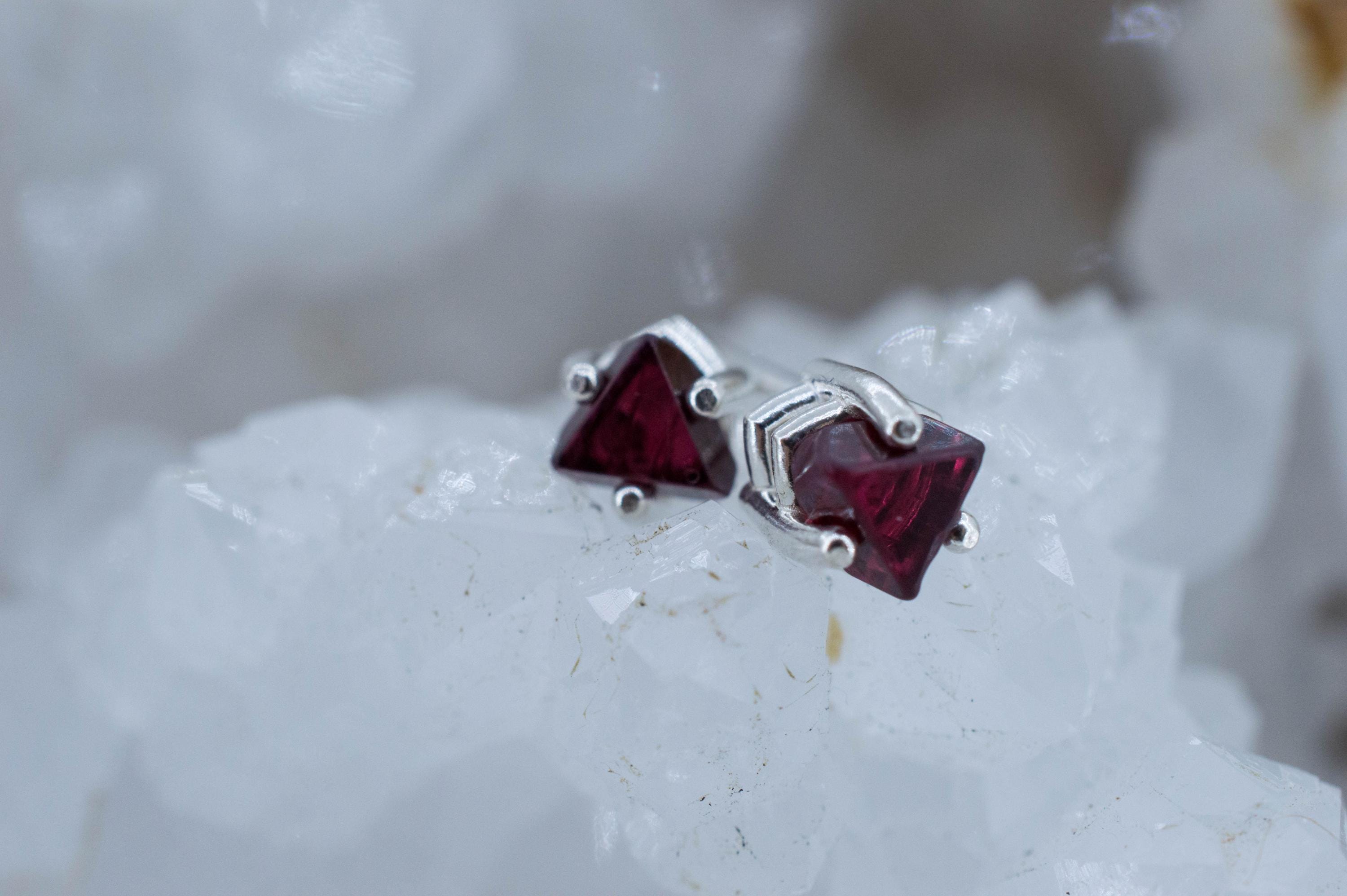 Red Spinel Earrings; Natural Untreated Burma Spinel; 1.005cts - Mark Oliver Gems