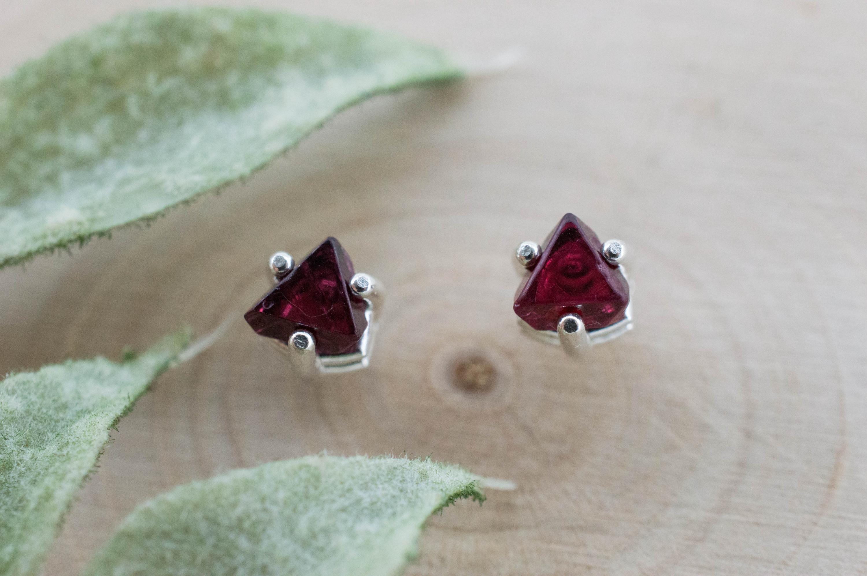 Red Spinel Earrings; Natural Untreated Burma Spinel; 1.005cts - Mark Oliver Gems