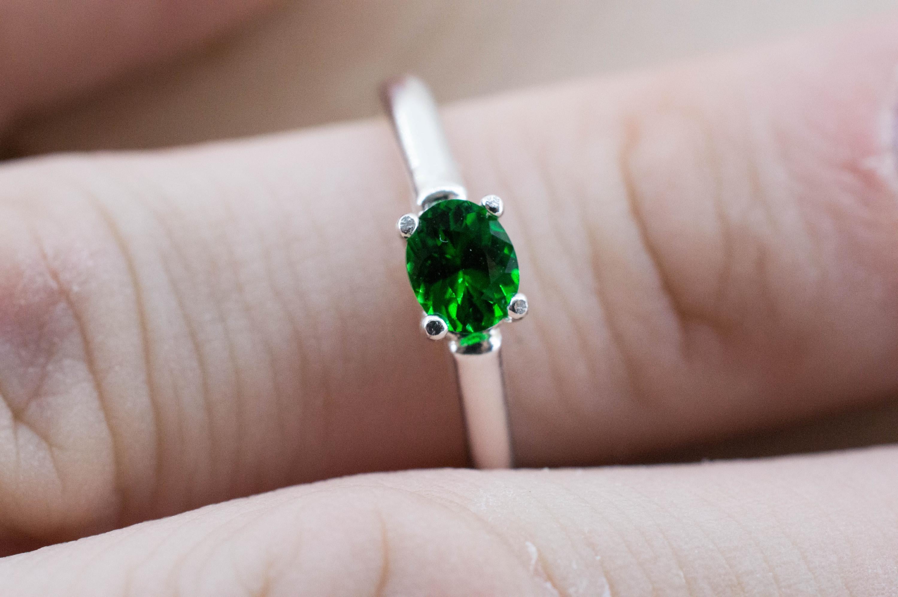 Tsavorite Garnet Ring, Natural Untreated Kenya Green Garnet; 0.510cts - Mark Oliver Gems