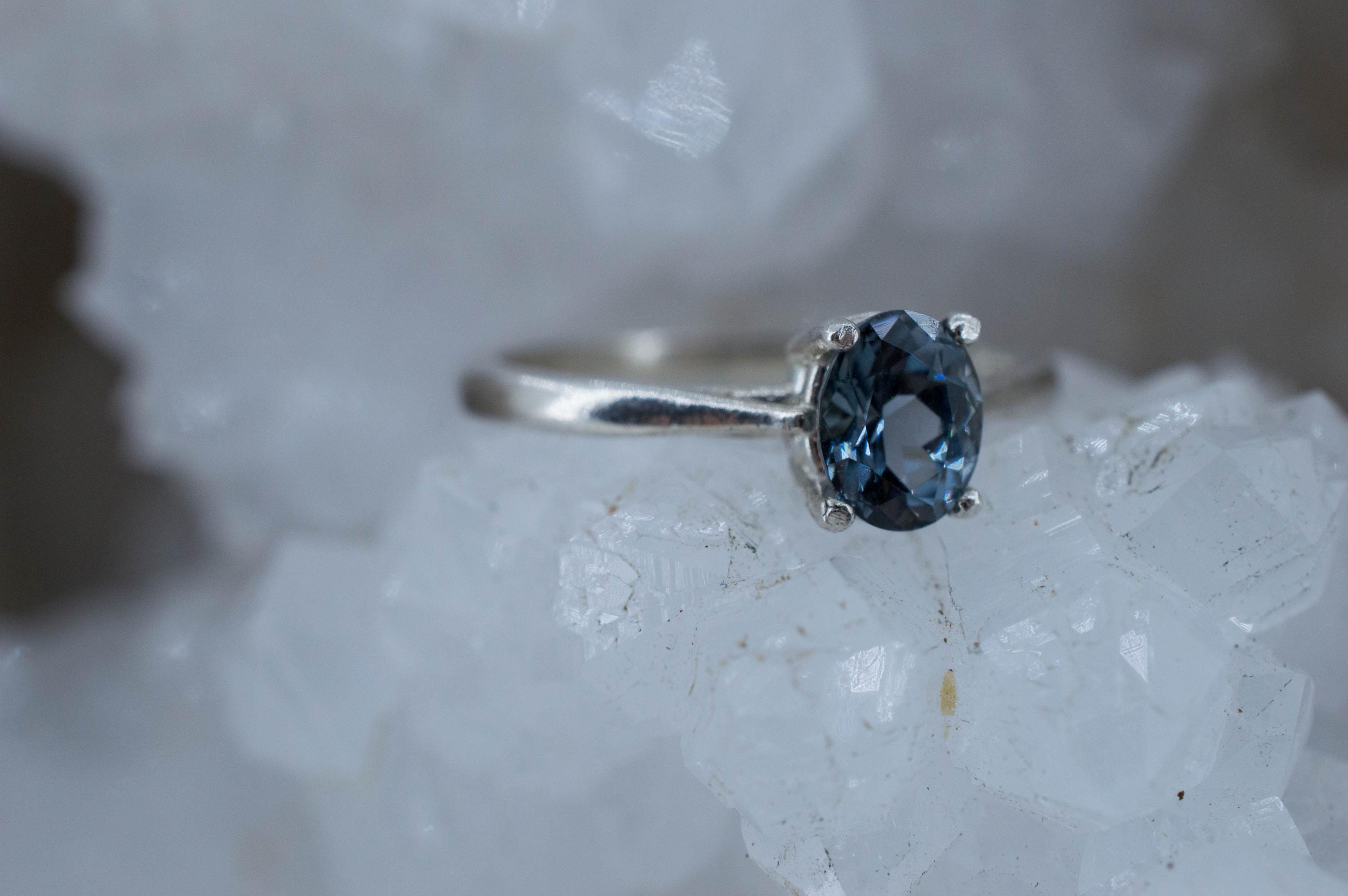 Gray Spinel Ring; Natural Untreated Mozambique Spinel; 0.920cts