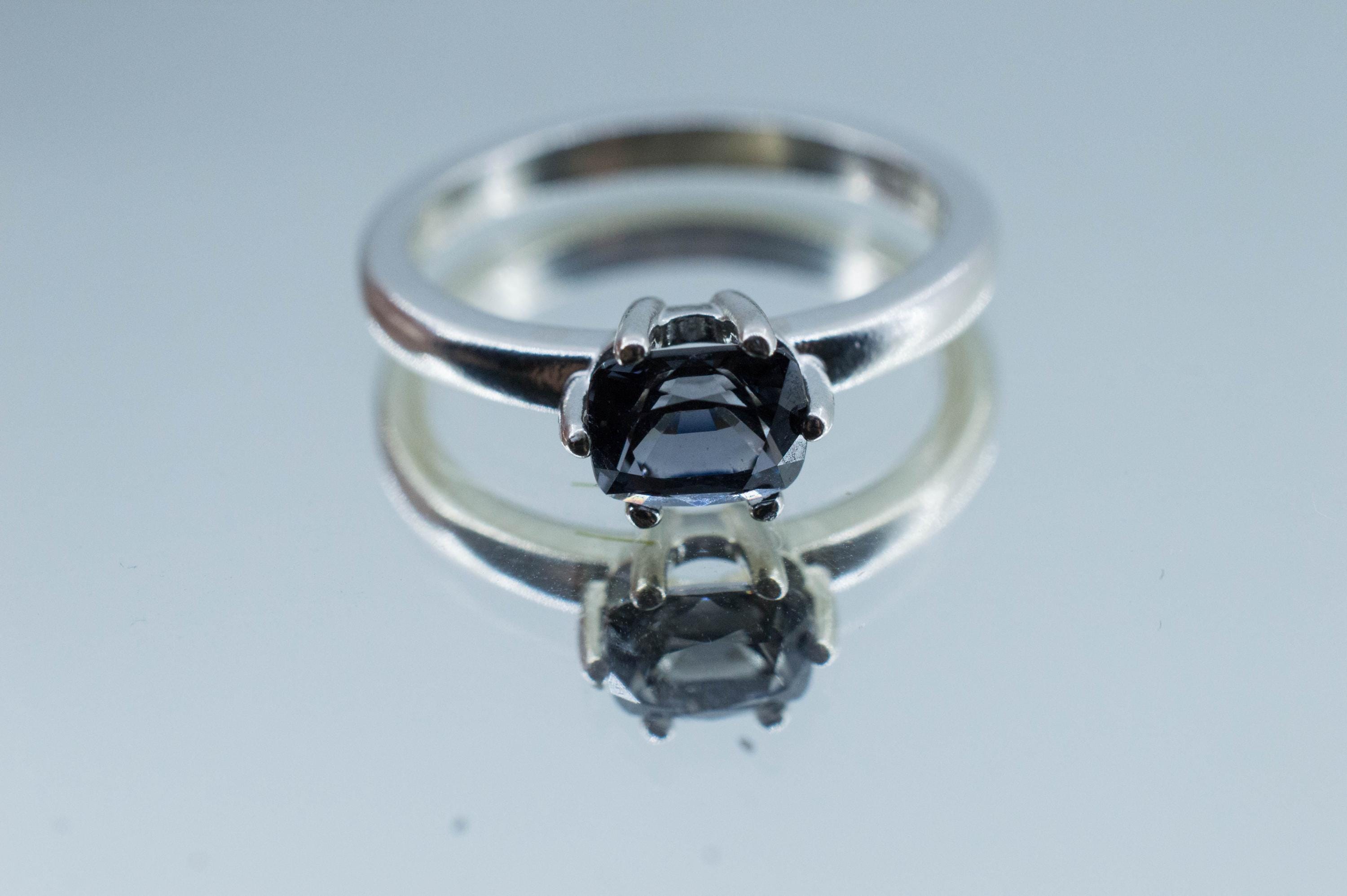 Gray Spinel Ring; Natural Untreated Burma Spinel; 1.075cts