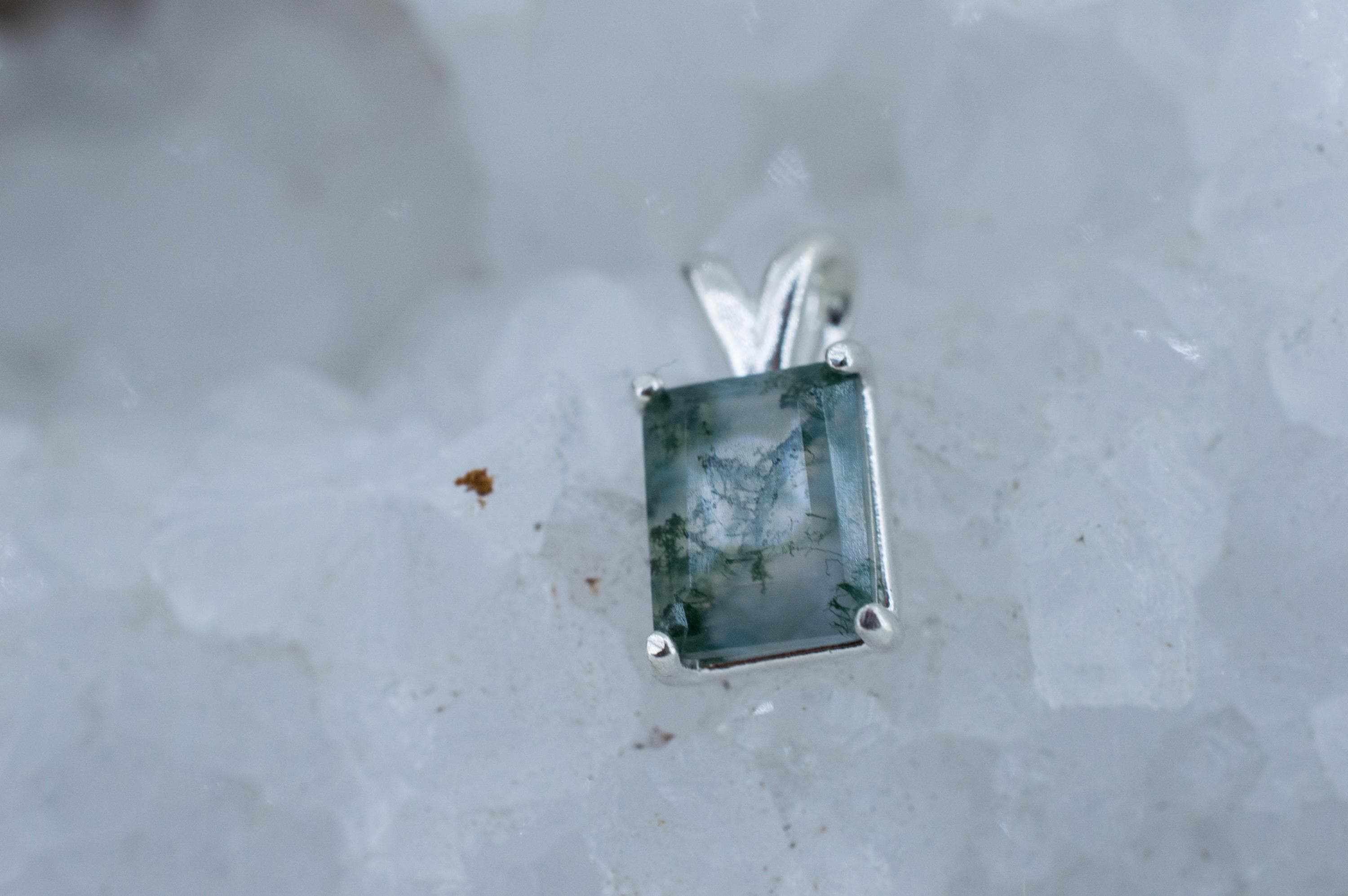 Green Moss Agate Pendant, Natural Untreated India Agate; 2.310cts