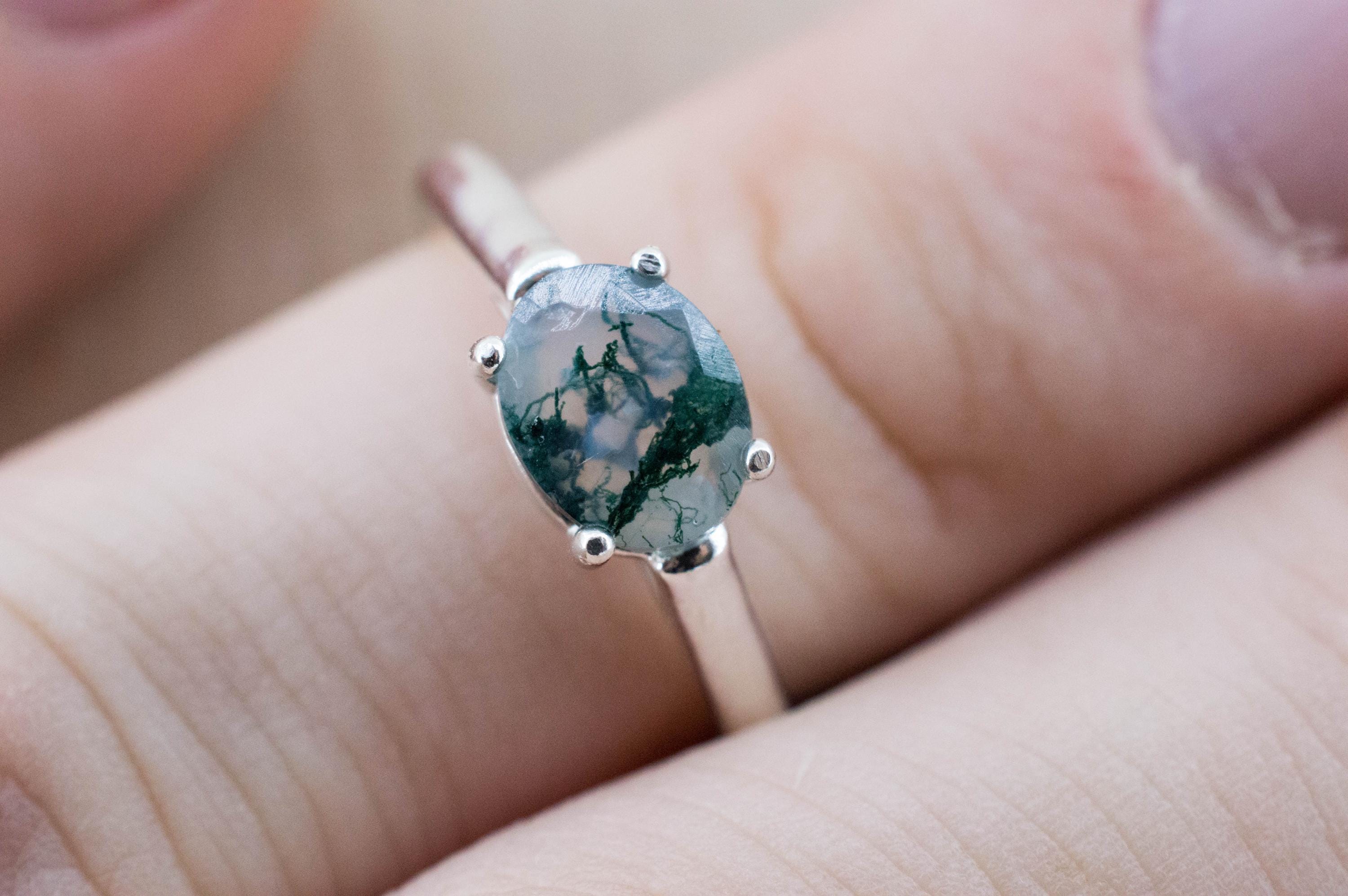 Green Moss Agate Ring; Natural Untreated India Moss Agate; 0.980cts