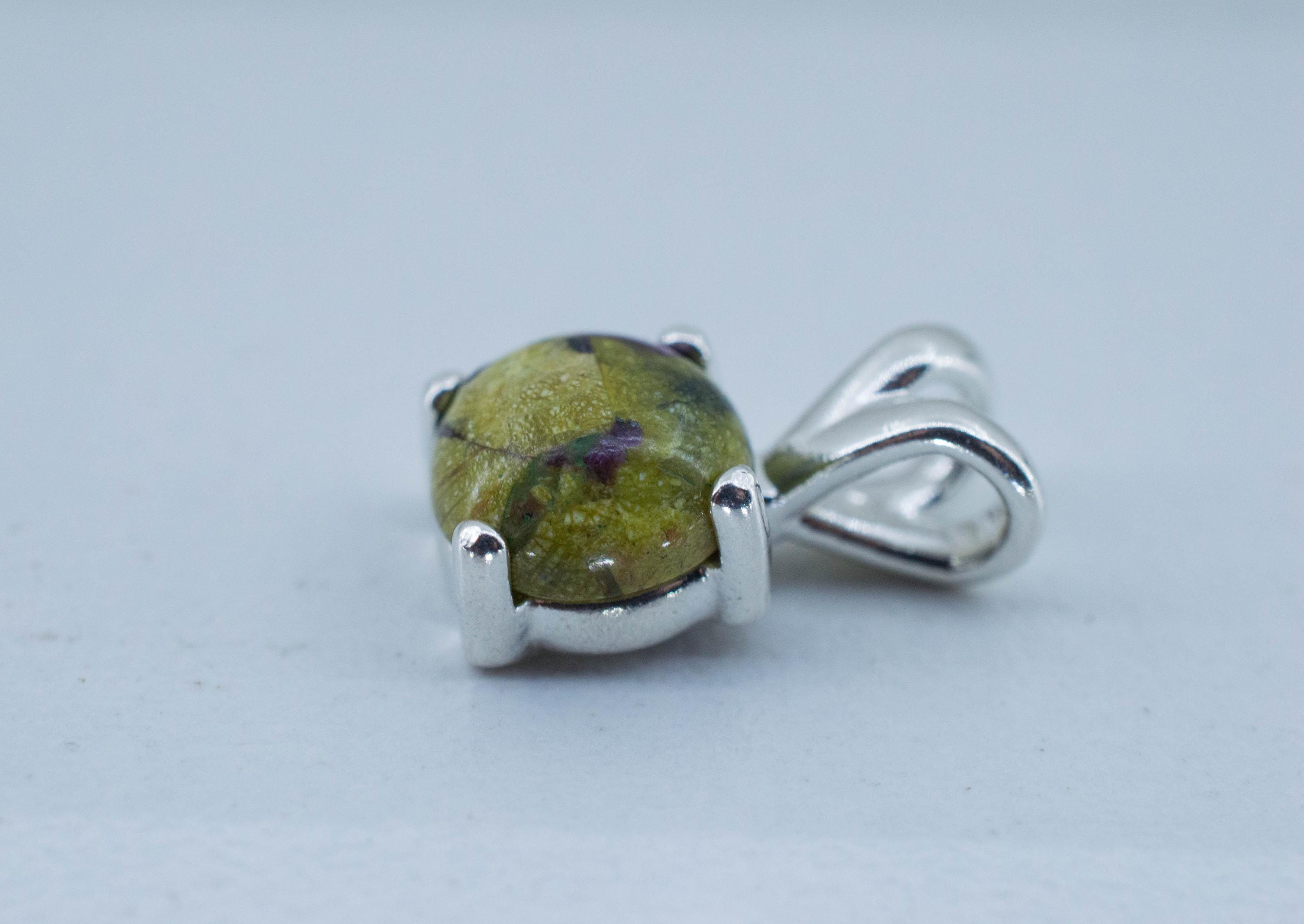 Stichtite Pendant; Natural Untreated Australia Atlantisite; 1.600cts