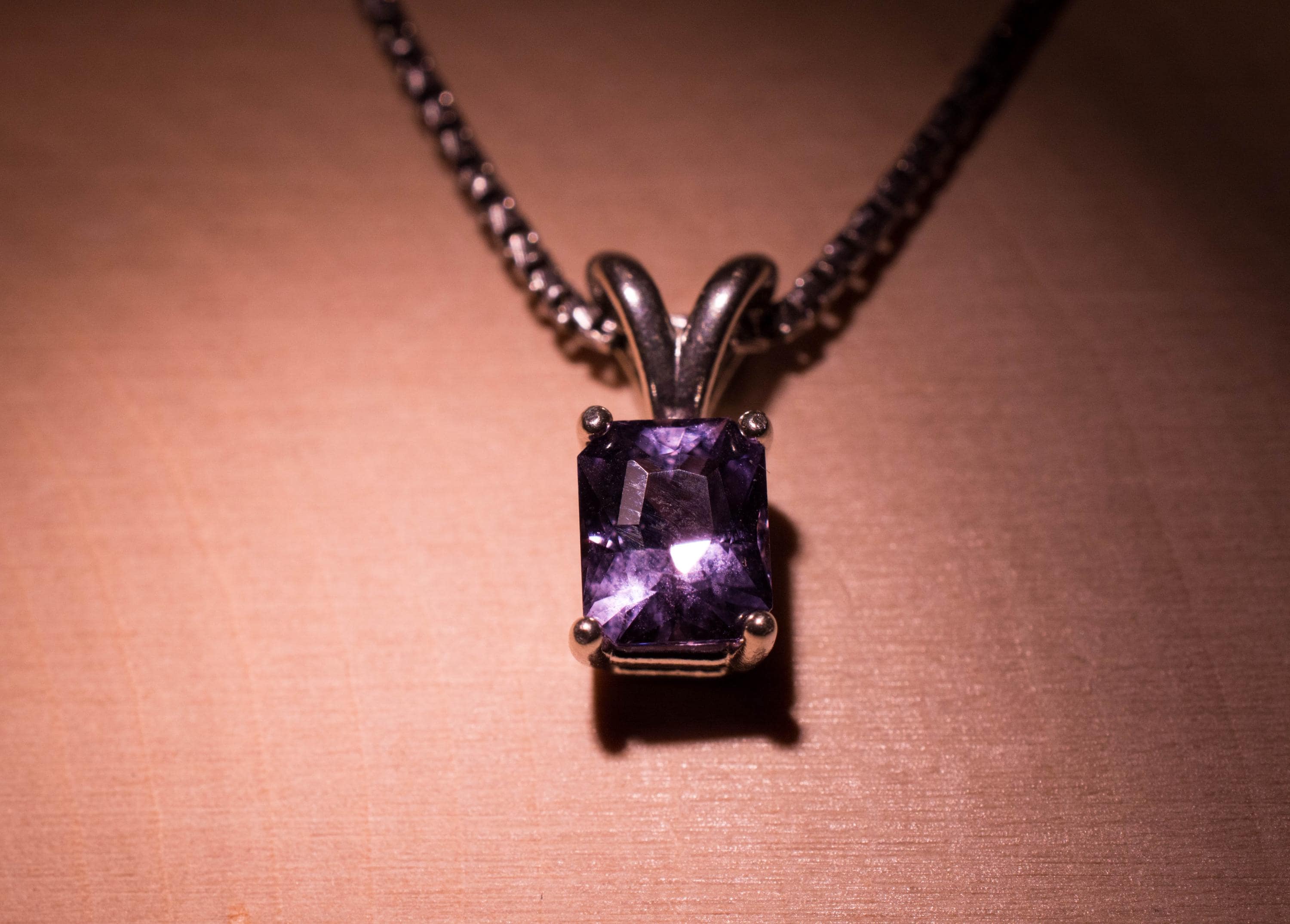 Color Change Spinel Pendant; Natural Untreated Sri Lanka Spinel; 1.220cts